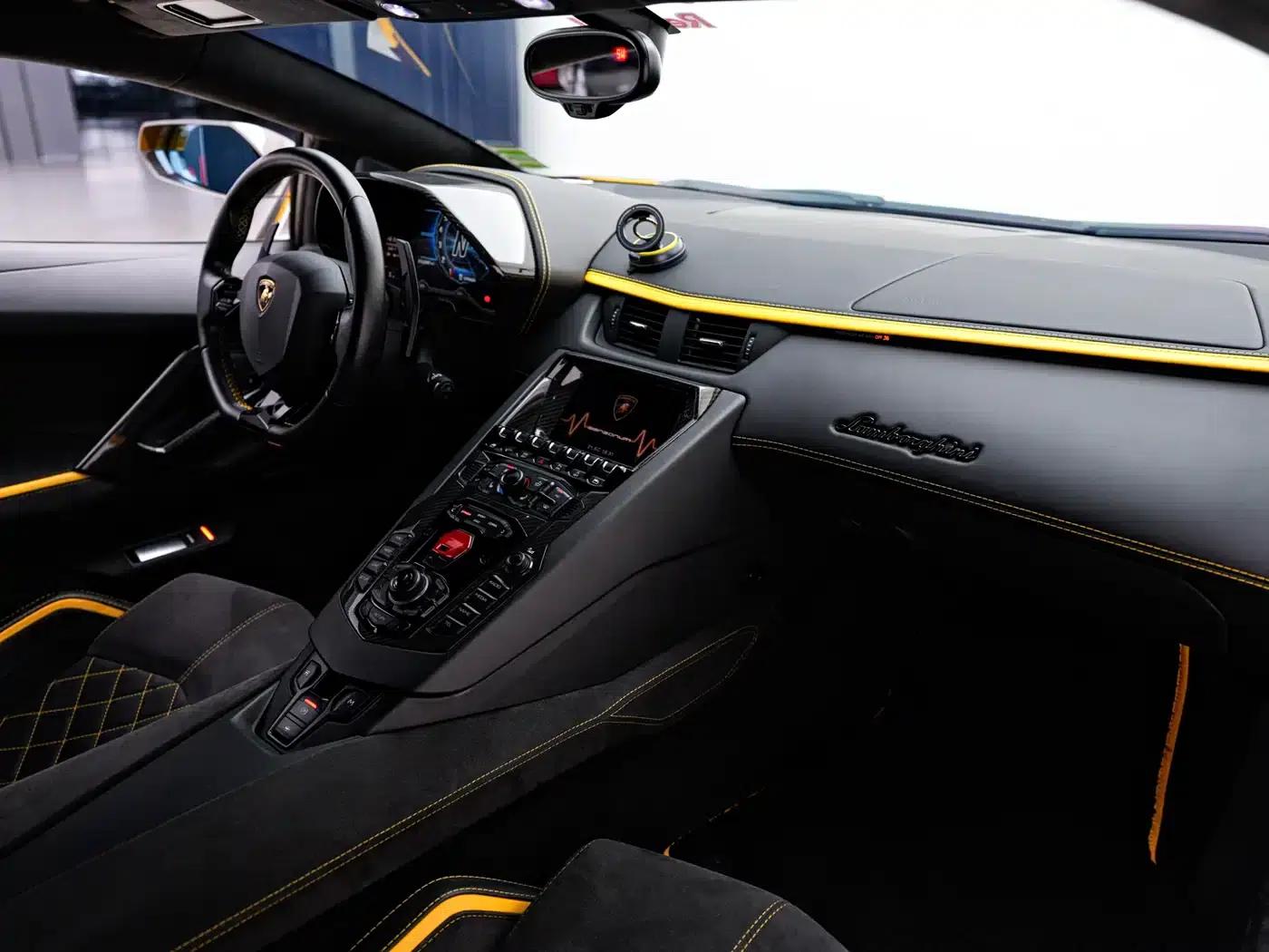 2017 Aventador S — миниатюра 22