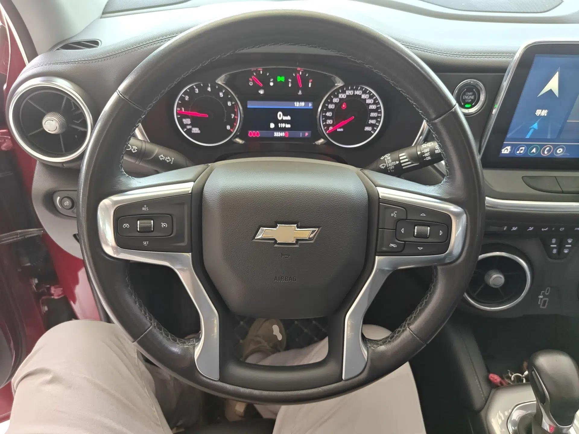 Chevrolet Blazer 2020 650T 7-Seater WEI Version — миниатюра 14