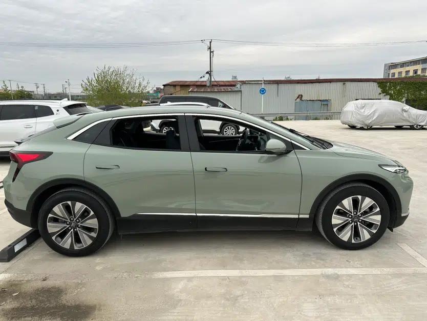 Buick E4 2023 Smart Edition — миниатюра 9
