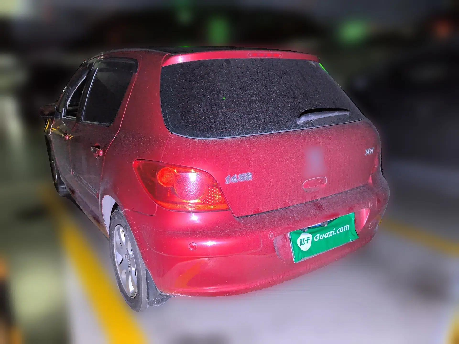 Peugeot 307 2010 Hatchback 1.6L Automatic Comfort Edition — миниатюра 4