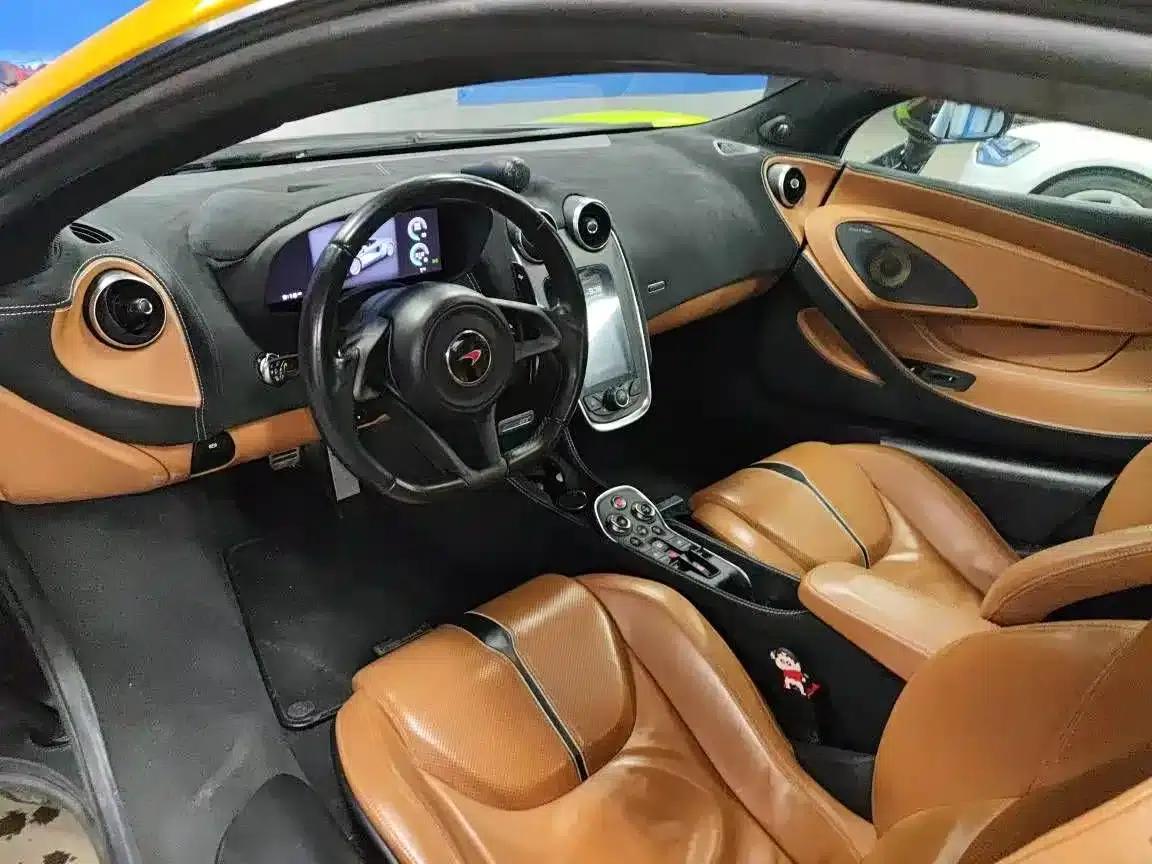 McLaren 570 2019 570GT 3.8T Coupe — миниатюра 10