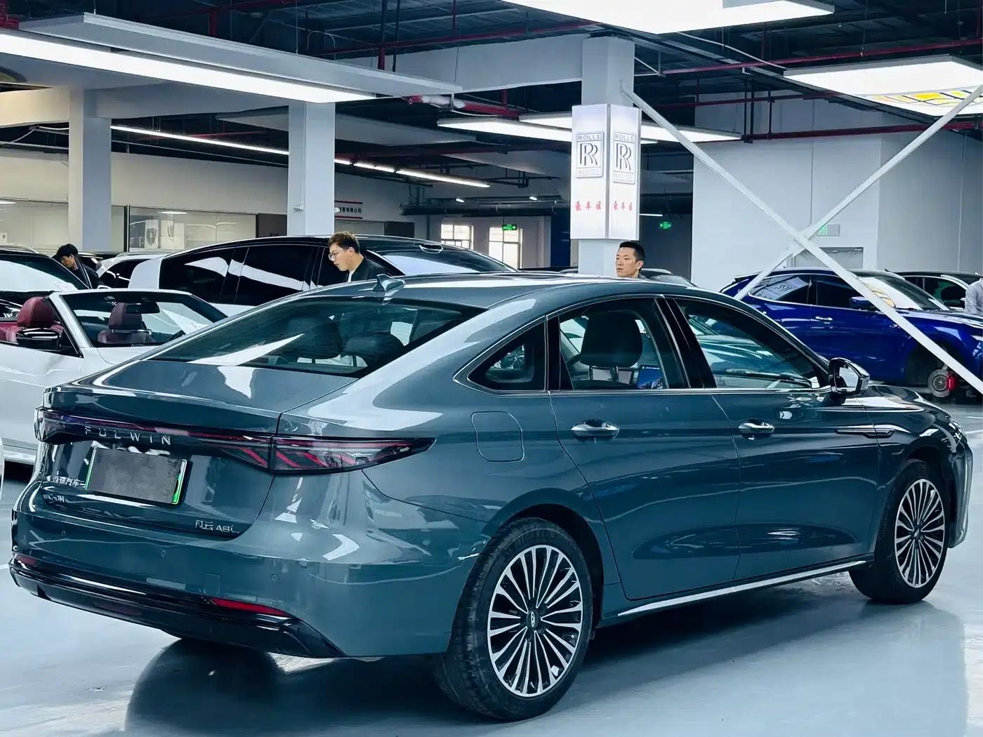 Fengyun A8L 2025 1.5TGDI 145km Luxury Edition — миниатюра 15