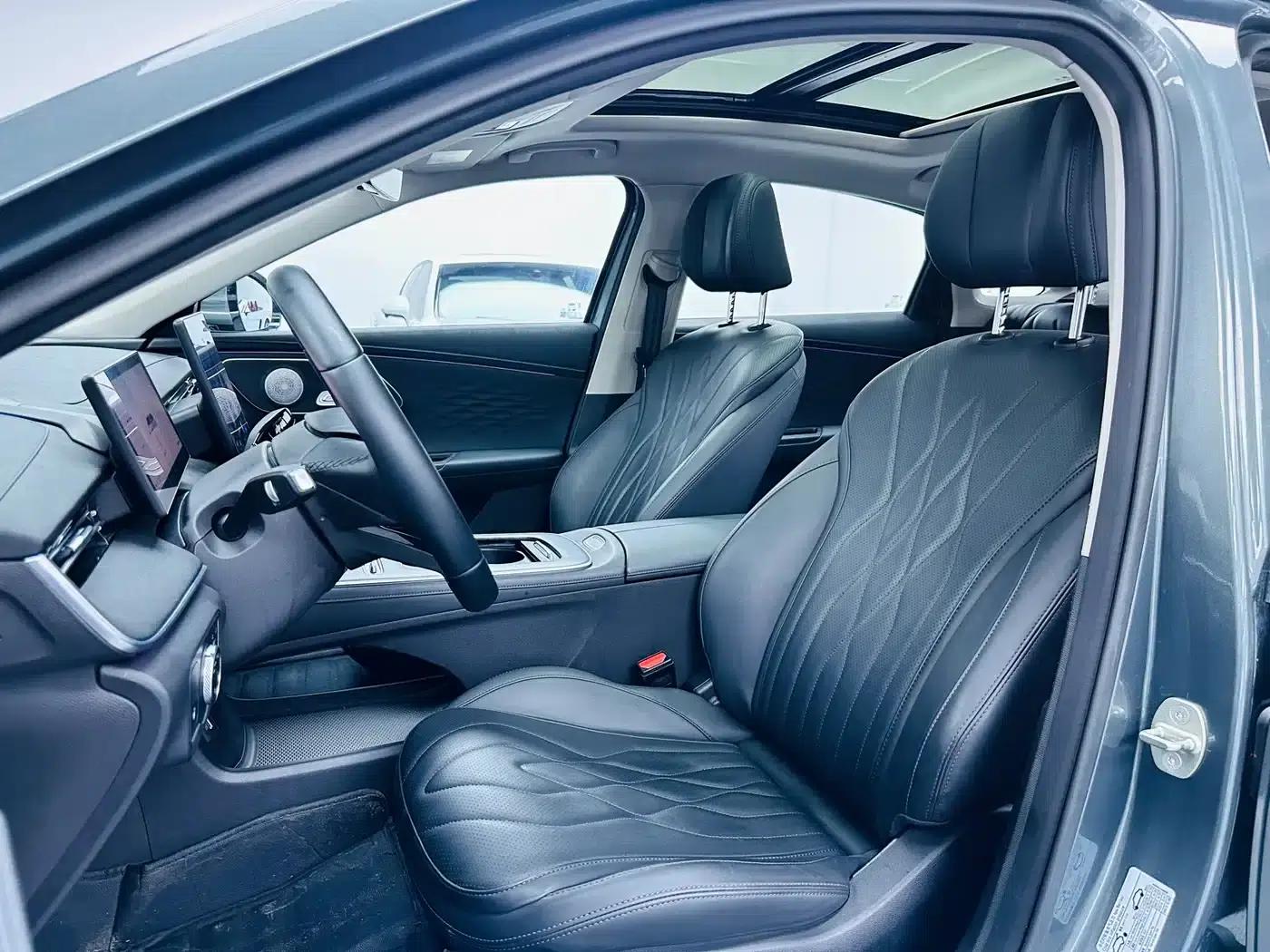 Fengyun A8L 2025 1.5TGDI 145km Luxury Edition — миниатюра 10