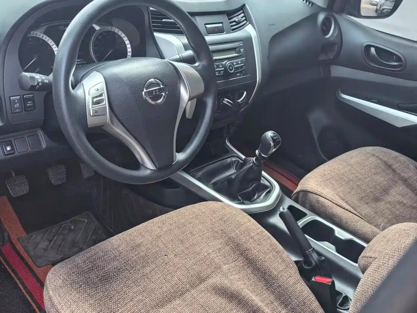 Navara 2022 2.5L Manual 2WD Smart Connected Model QR25 — миниатюра 9