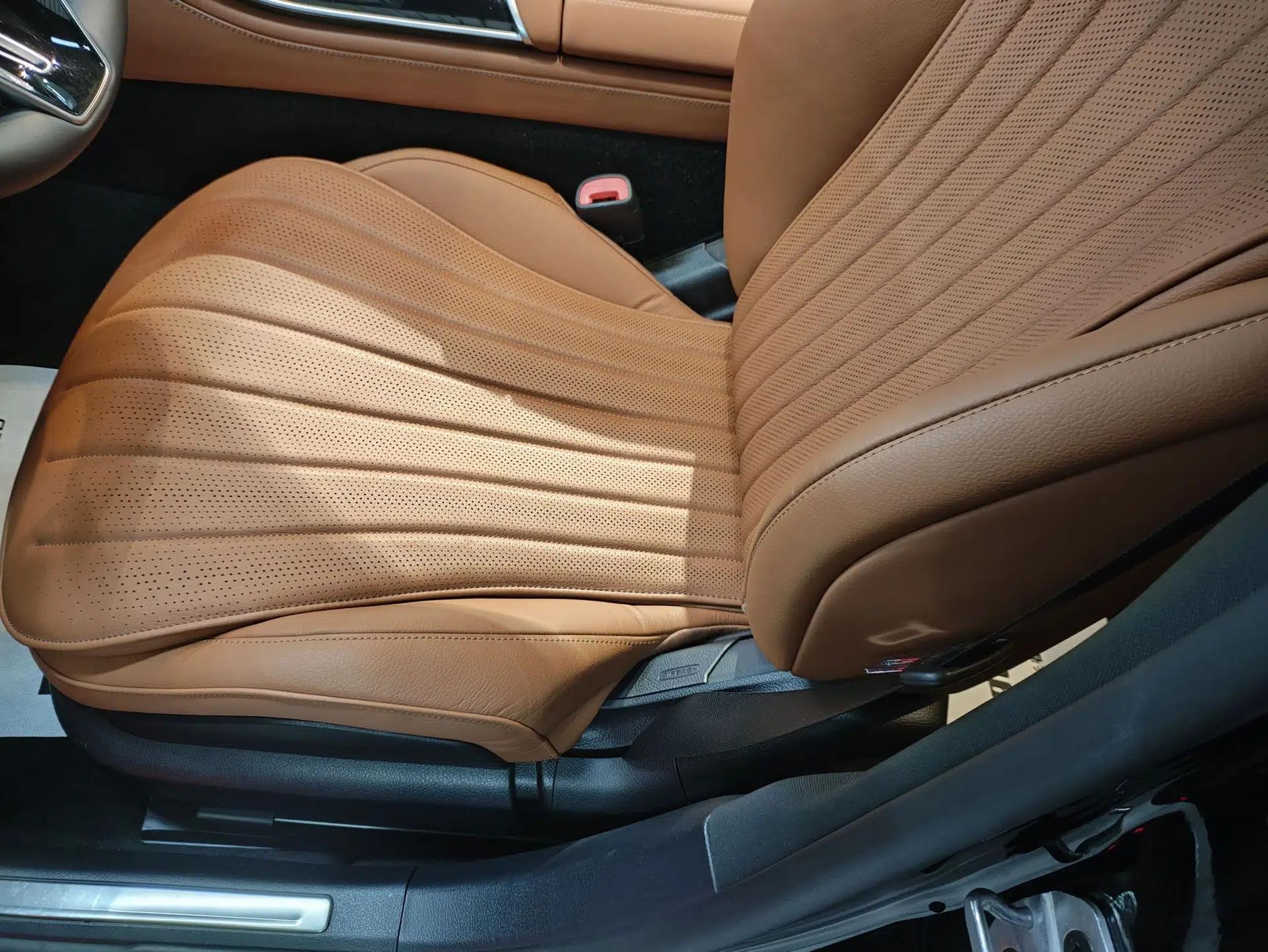 Mercedes-Benz S-Class New Energy 2023 S 450 e L Plug-in Hybrid Sedan — миниатюра 14