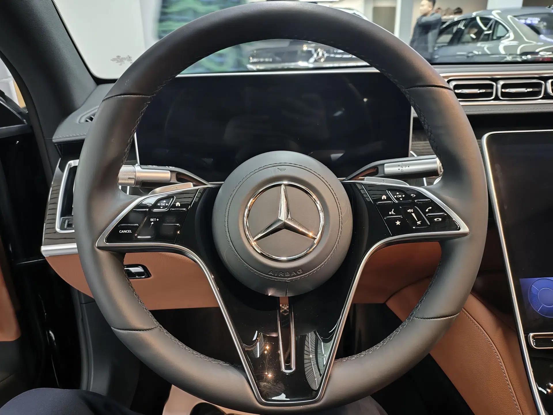 Mercedes-Benz S-Class New Energy 2023 S 450 e L Plug-in Hybrid Sedan — миниатюра 17