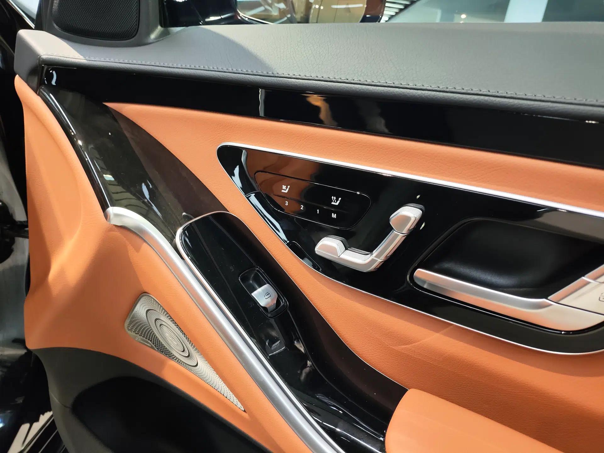 Mercedes-Benz S-Class New Energy 2023 S 450 e L Plug-in Hybrid Sedan — миниатюра 3