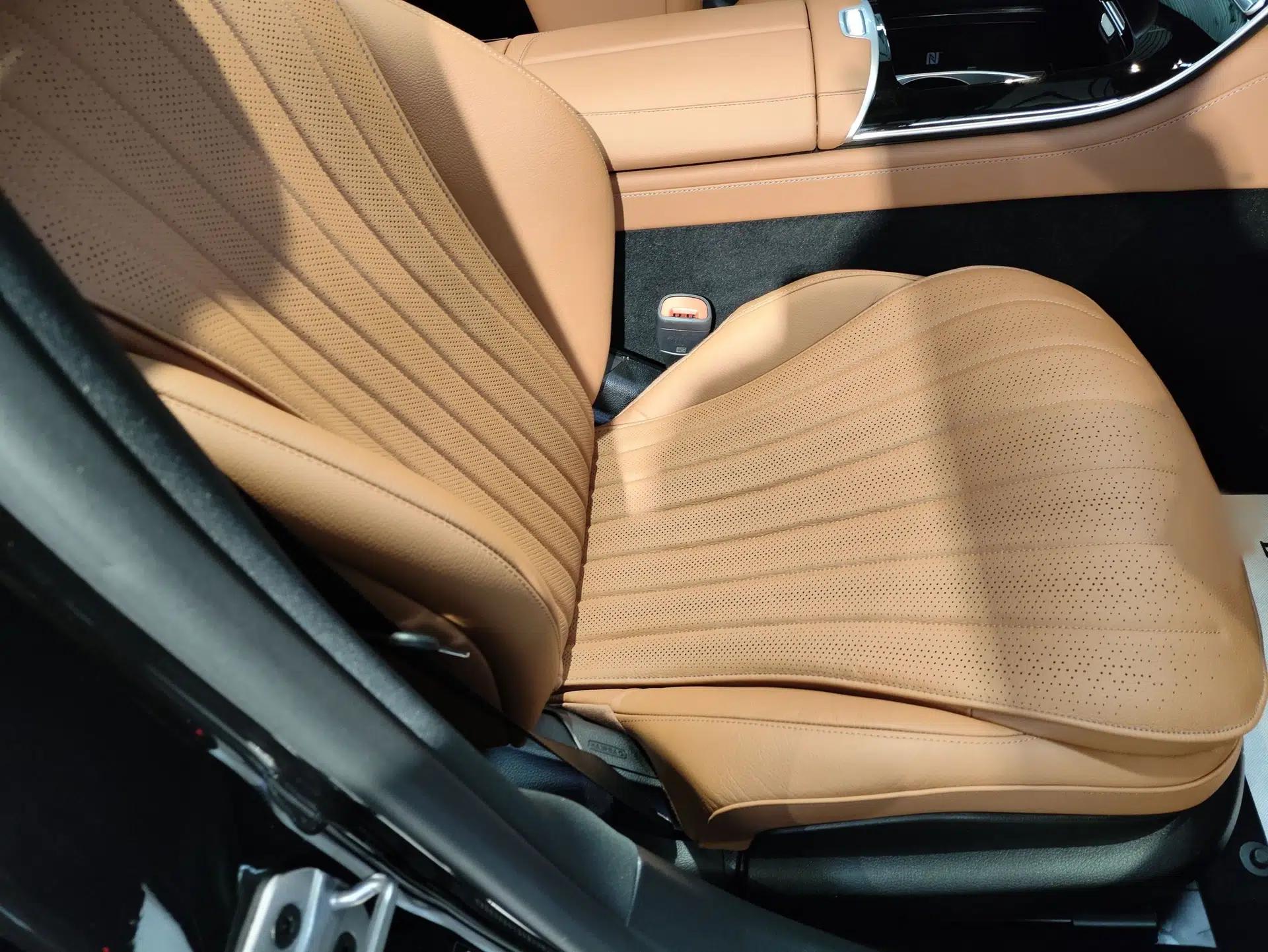 Mercedes-Benz S-Class New Energy 2023 S 450 e L Plug-in Hybrid Sedan — миниатюра 21