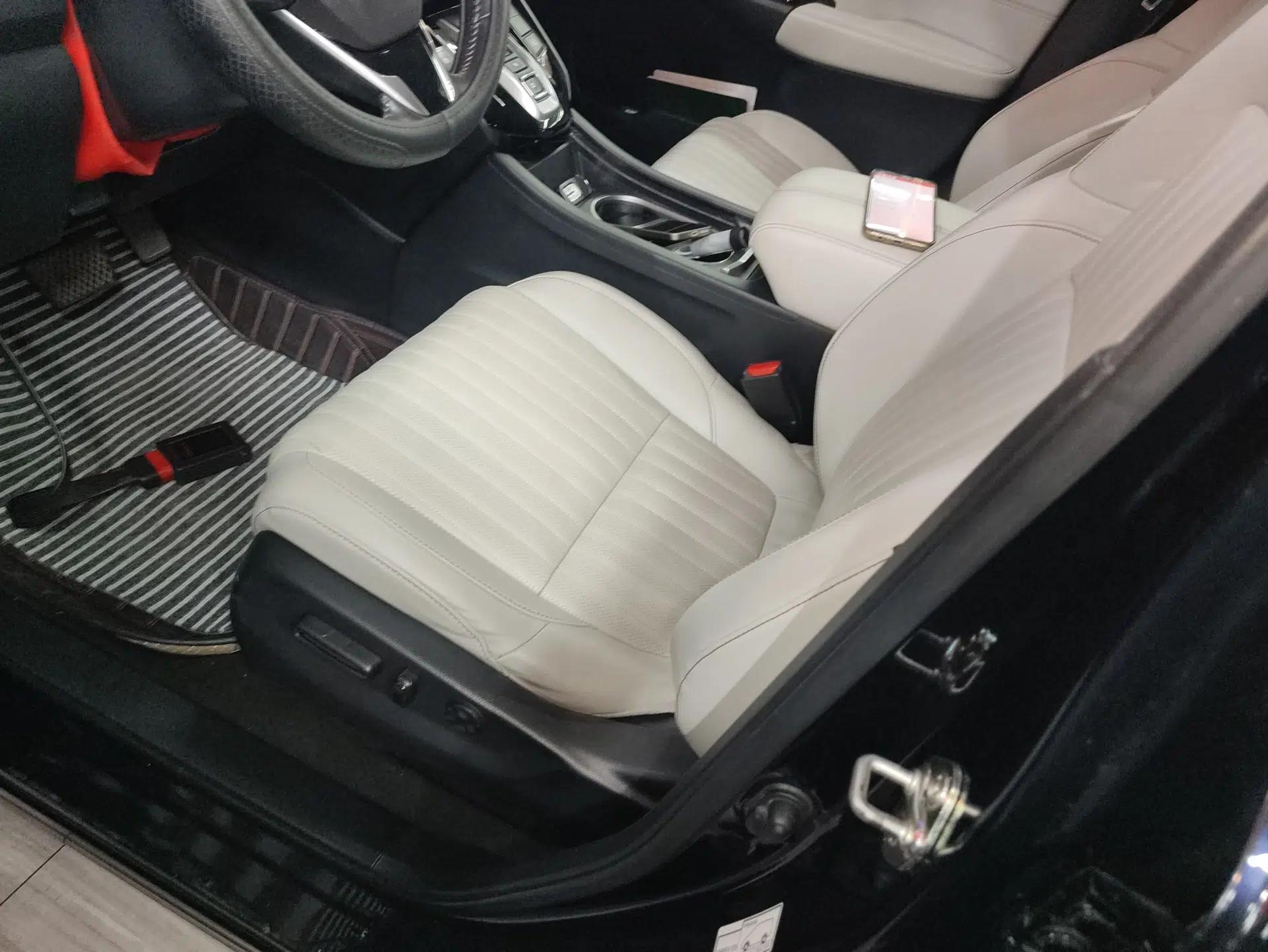 Honda Breeze New Energy 2022 ePHEV Prestige Edition — миниатюра 18