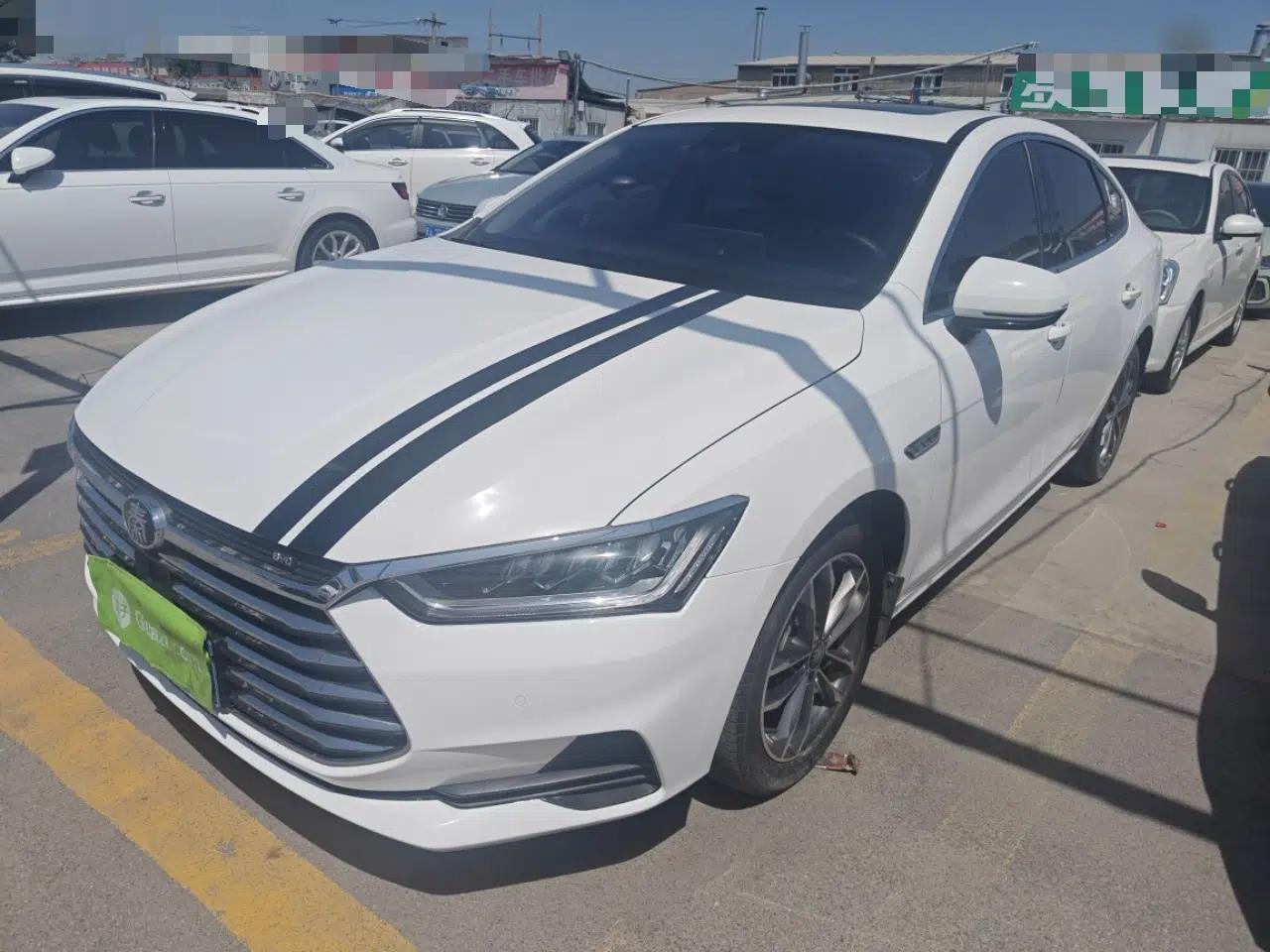 BYD Qin Pro 2019 Super Edition 1.5TI Automatic Smart Connect Enjoyment Model China VI Standard — миниатюра 1