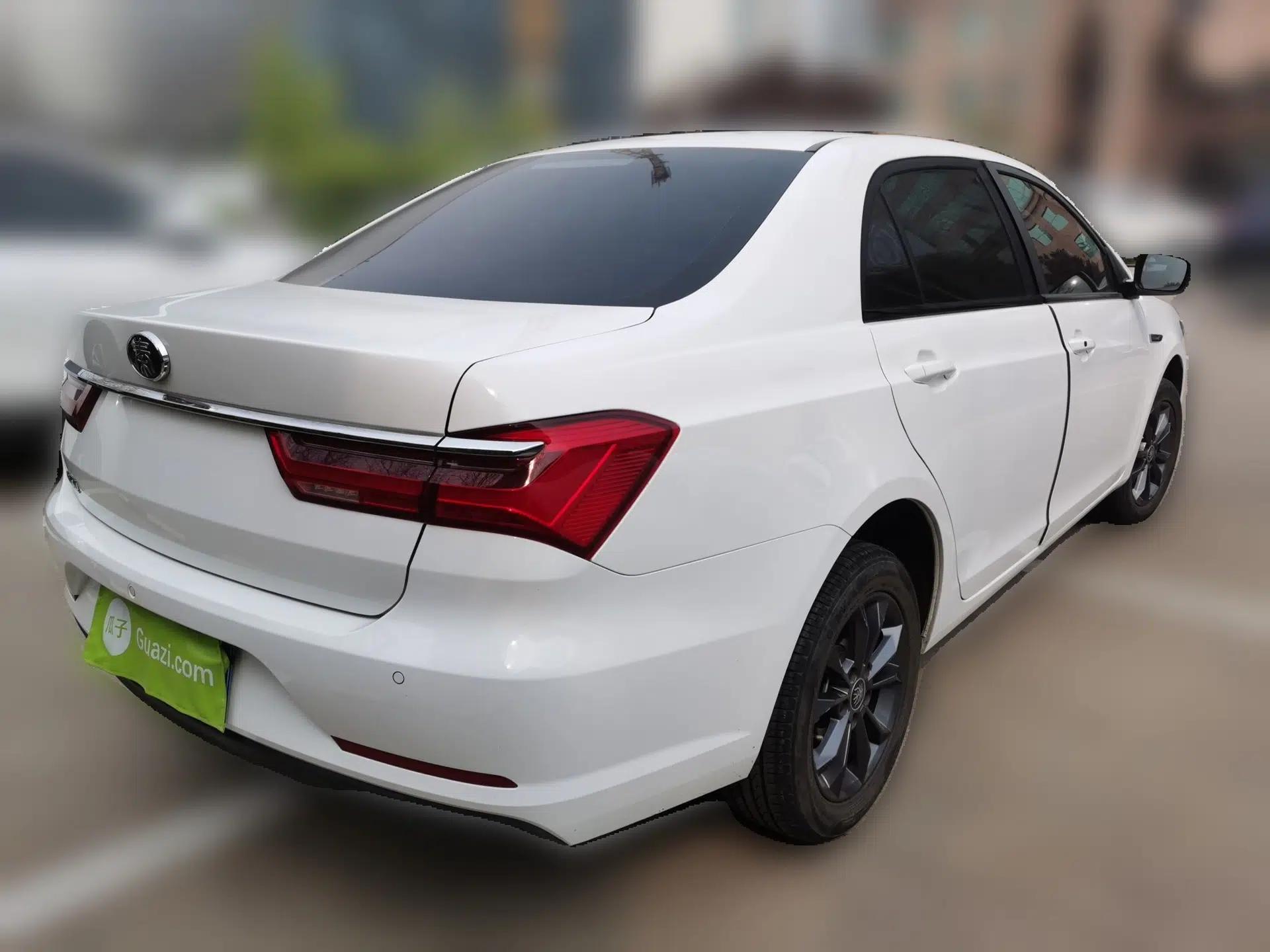BYD Qin 2019 1.5L Automatic Luxury Model — миниатюра 6