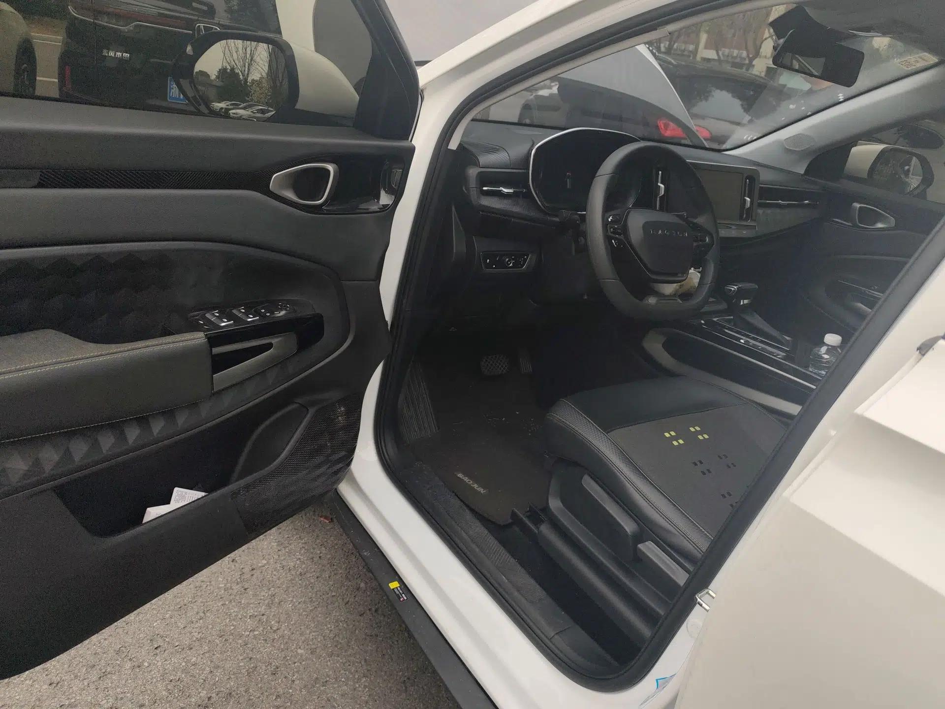 Baojun RM-5 2019 1.5T CVT Elite Version with 24-Hour Online Service 6 Seats — миниатюра 19