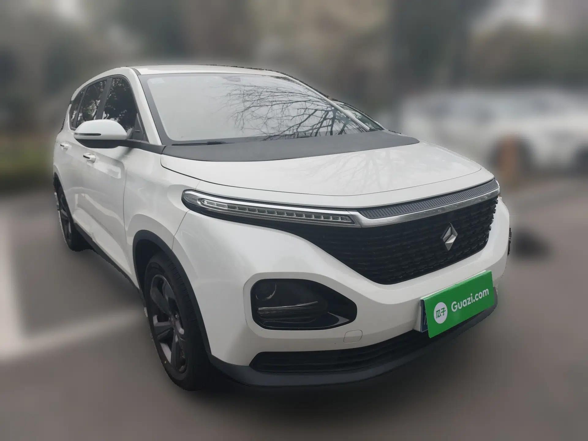 Baojun RM-5 2019 1.5T CVT Elite Version with 24-Hour Online Service 6 Seats — миниатюра 3