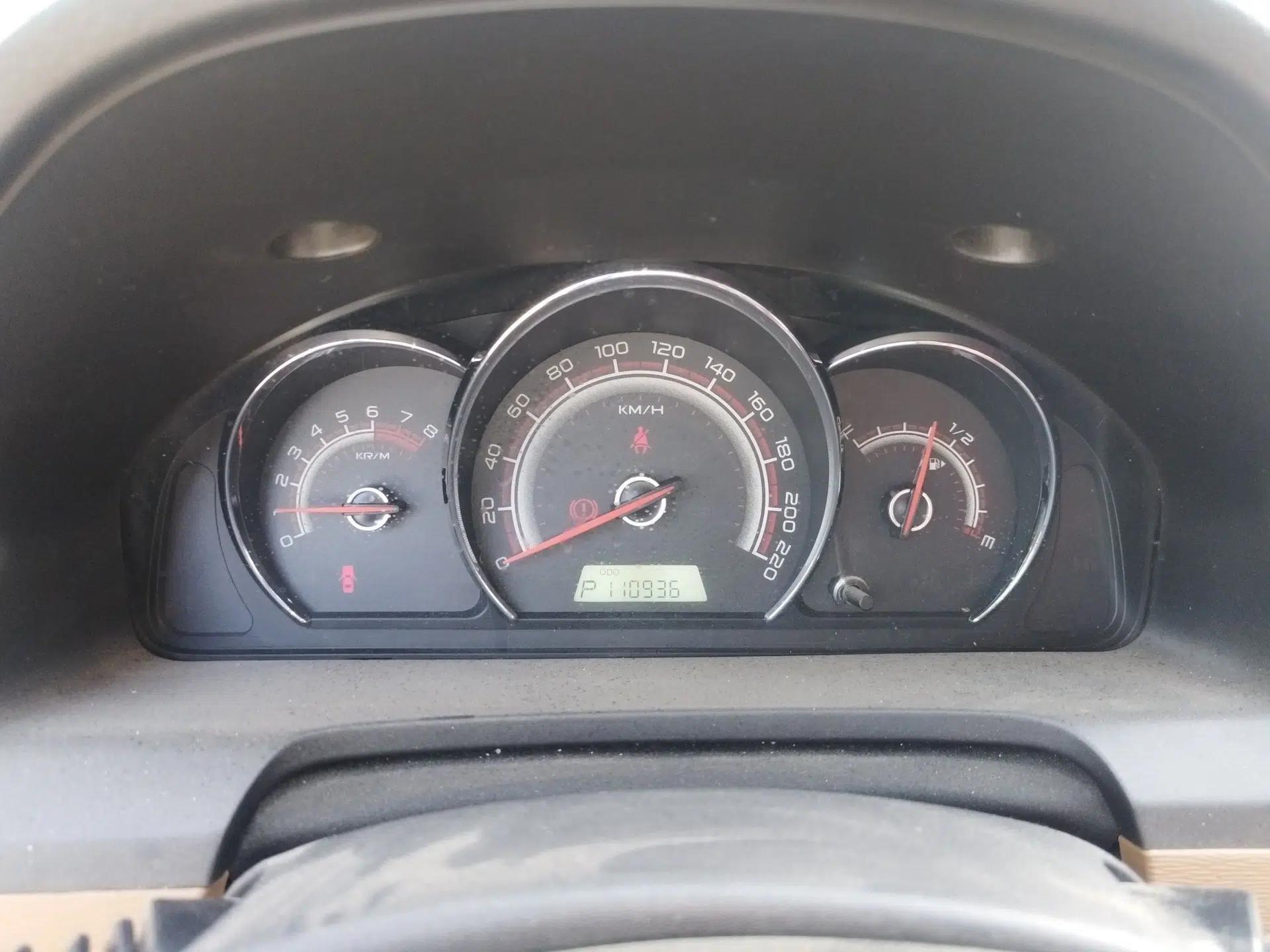 Baojun 630 2013 1.5L automatic comfort version — миниатюра 12