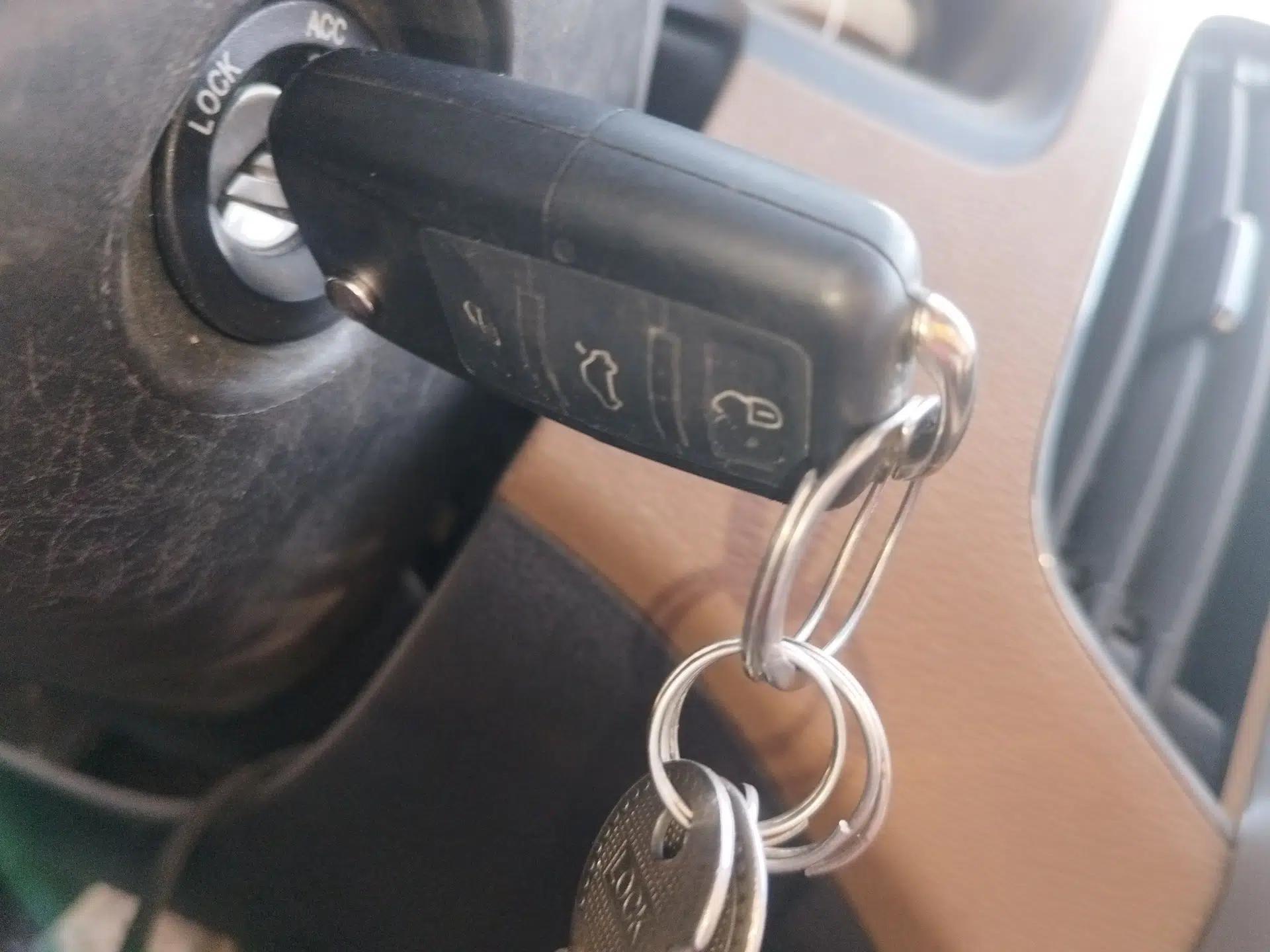 Baojun 630 2013 1.5L automatic comfort version — миниатюра 9