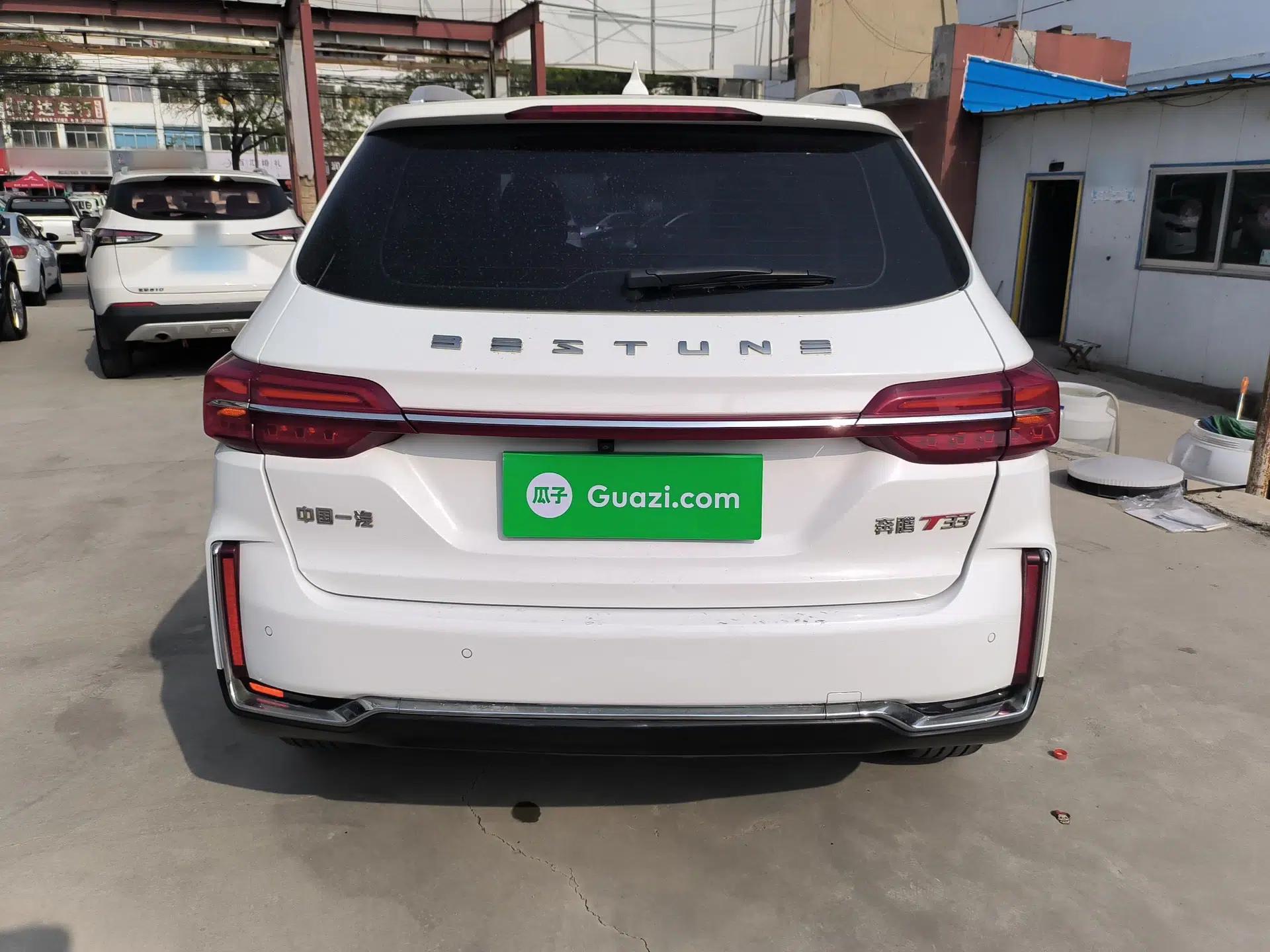 Bestune T33 2019 1.6L Manual Luxury Edition China VI — миниатюра 5