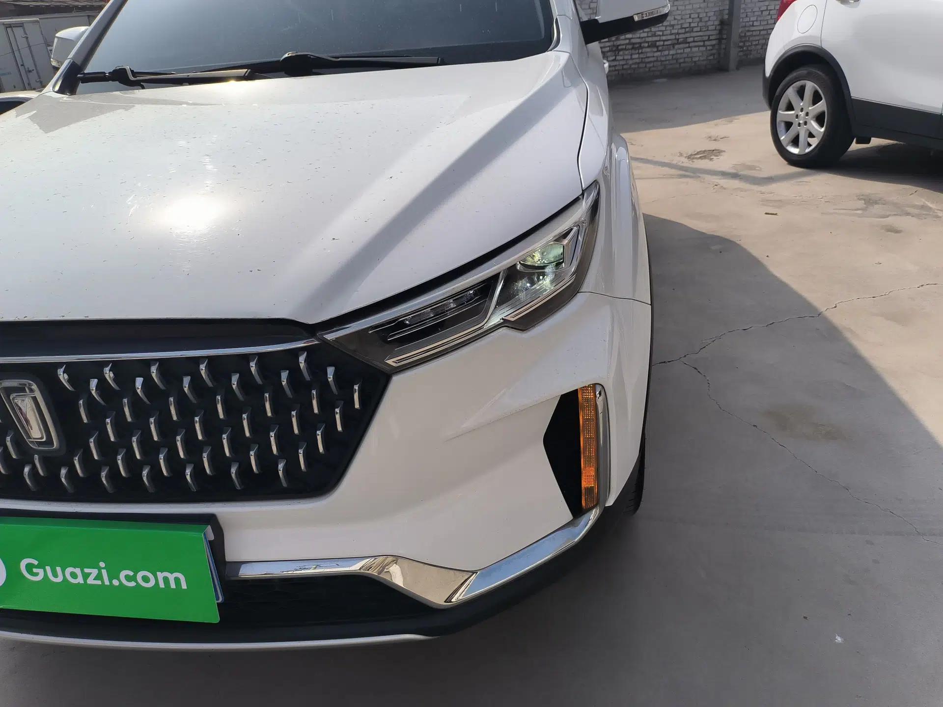 Bestune T33 2019 1.6L Manual Luxury Edition China VI — миниатюра 9