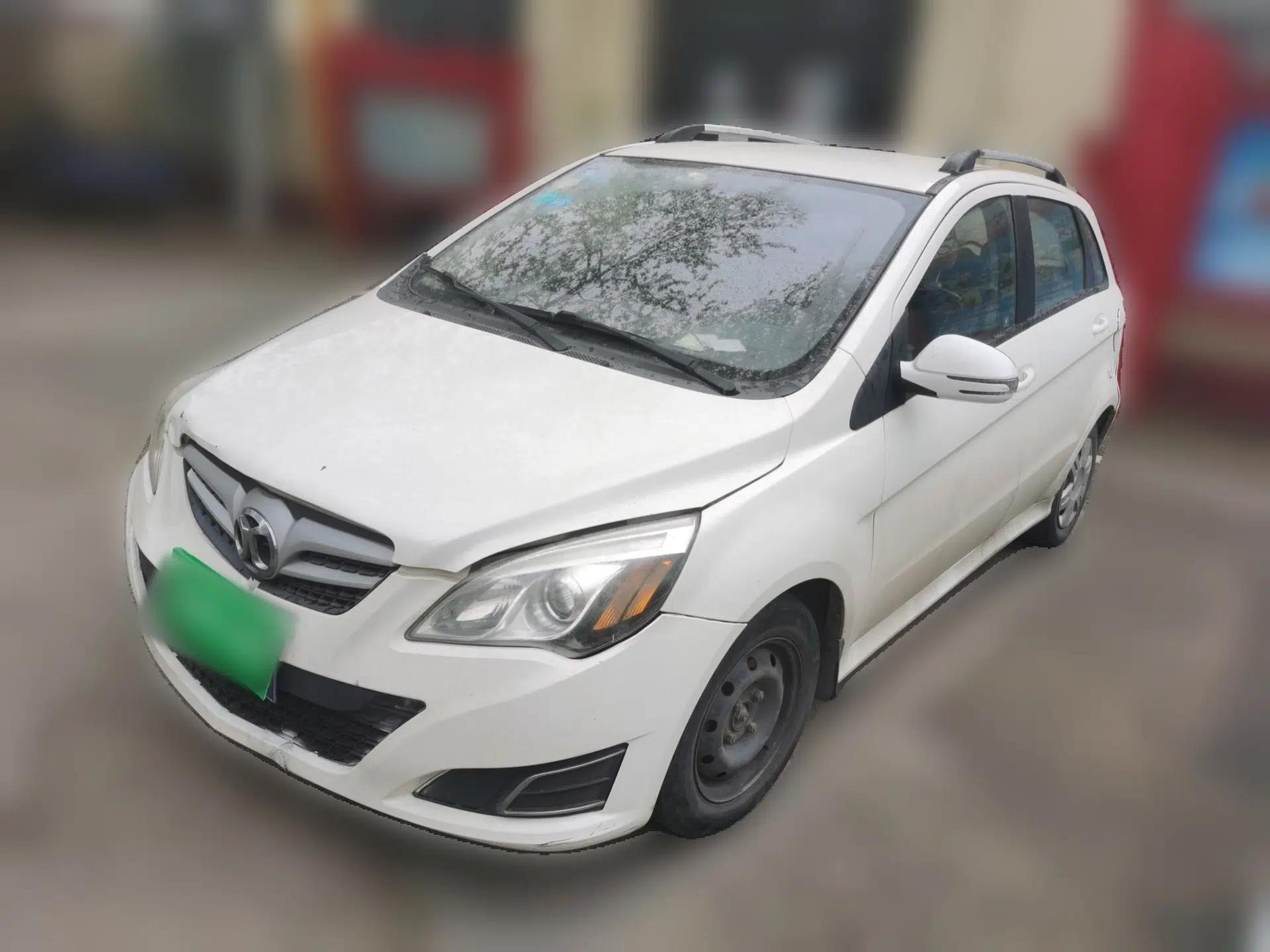 BAIC E Series 2012 Hatchback 1.3L Manual Liking Edition — миниатюра 1