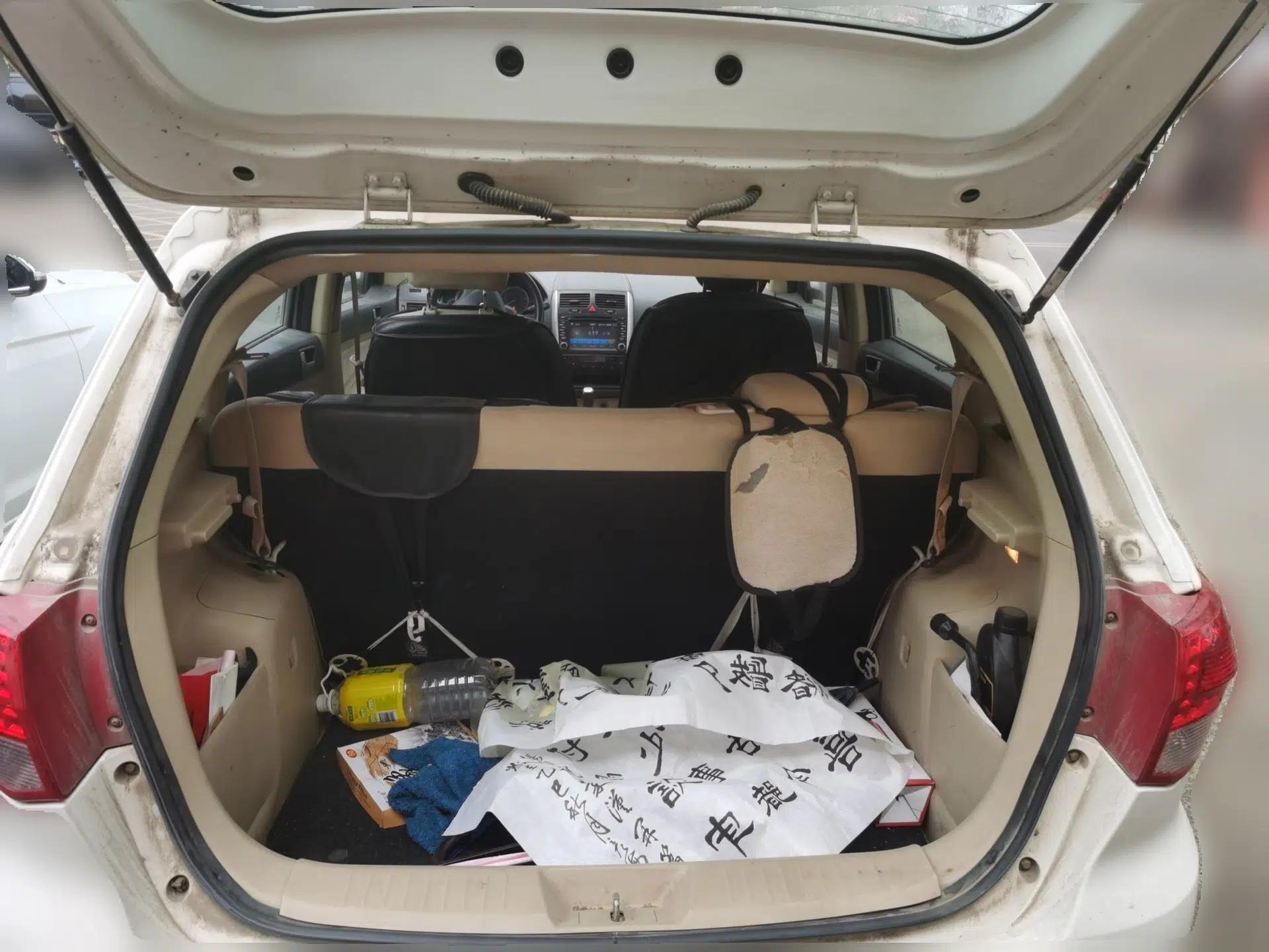 BAIC E Series 2012 Hatchback 1.3L Manual Liking Edition — миниатюра 20