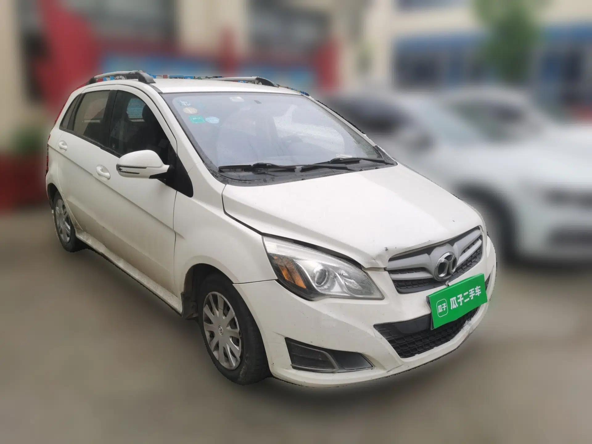 BAIC E Series 2012 Hatchback 1.3L Manual Liking Edition — миниатюра 3