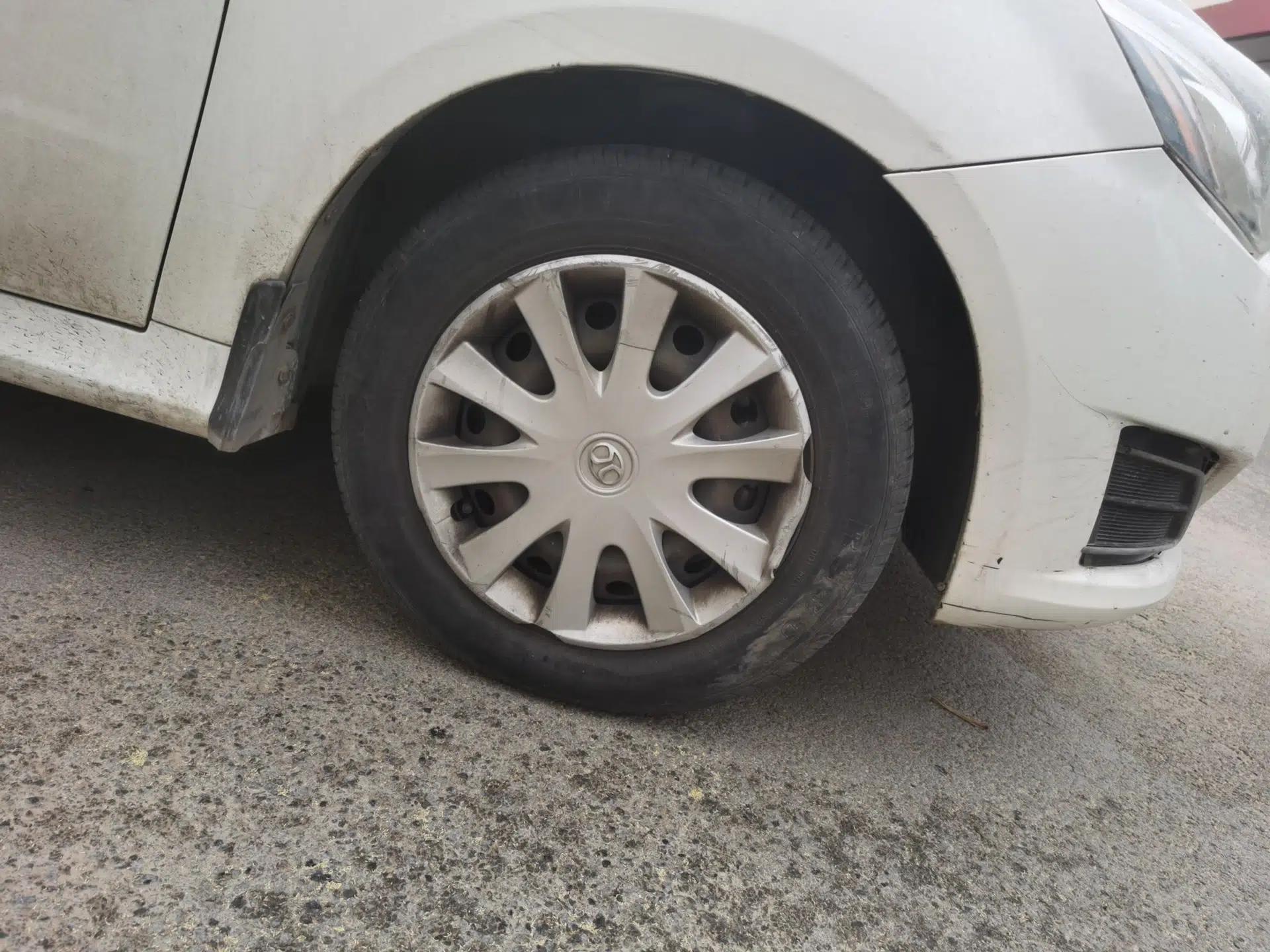 BAIC E Series 2012 Hatchback 1.3L Manual Liking Edition — миниатюра 8