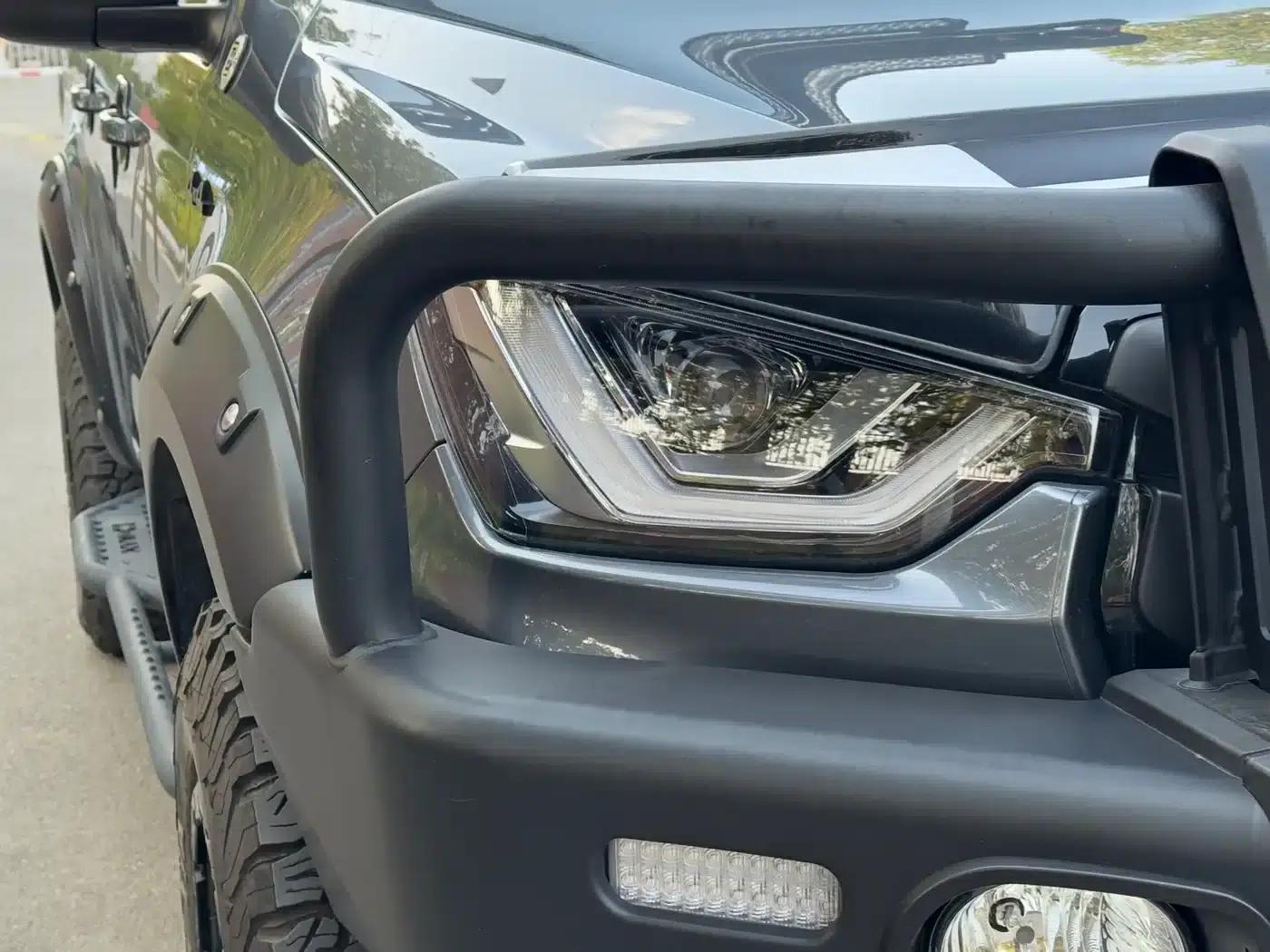 D-MAX 2021 1.9T Manual 4WD Diesel Global Sport RZ4E — миниатюра 11