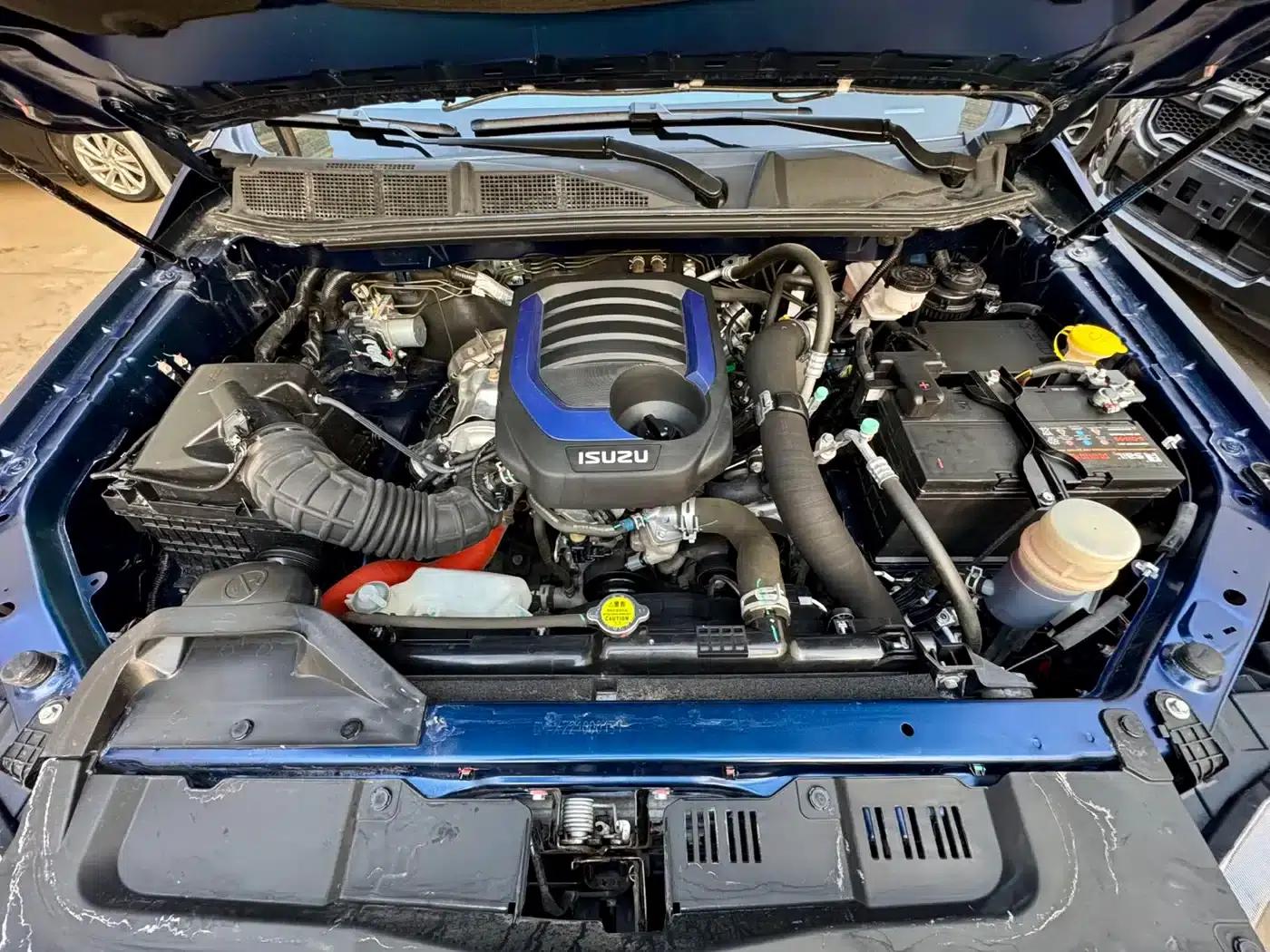 D-MAX 2021 1.9T Automatic 4WD Diesel Global Sport RZ4E — миниатюра 8