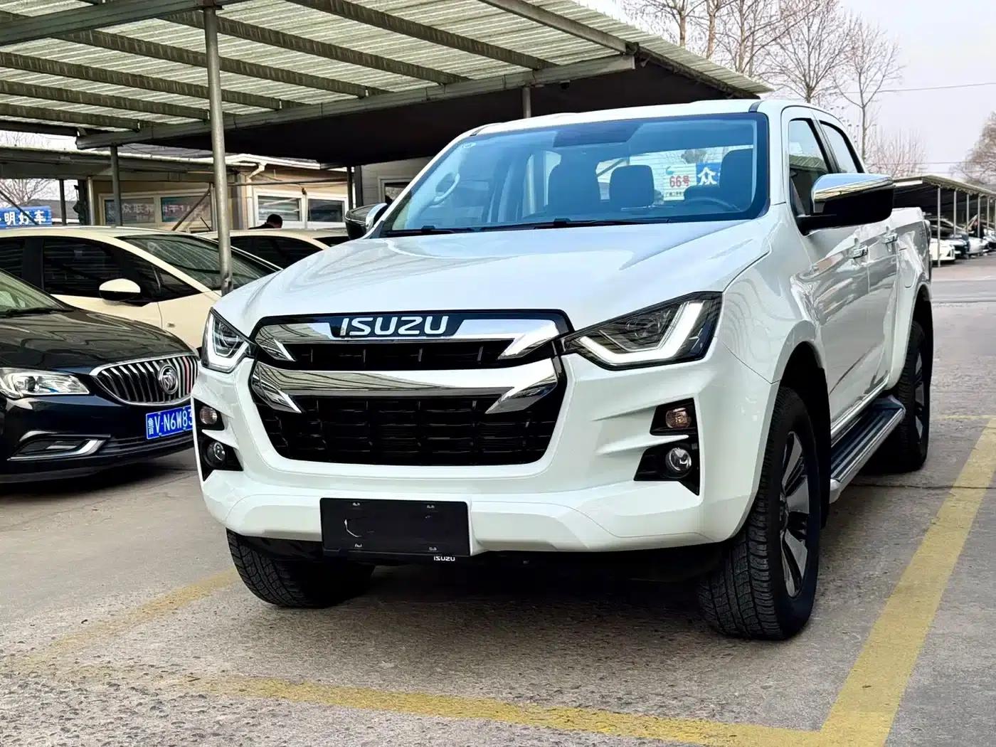 D-MAX 2021 1.9T Automatic 4WD Diesel Global Sport RZ4E — миниатюра 1