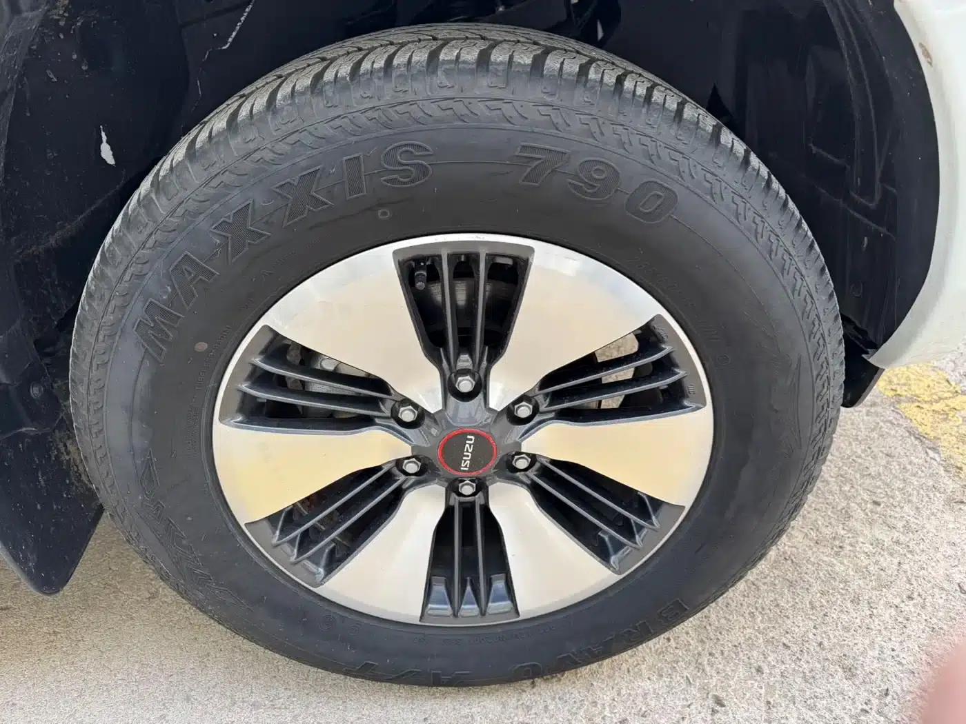 D-MAX 2021 1.9T Automatic 4WD Diesel Global Sport RZ4E — миниатюра 8