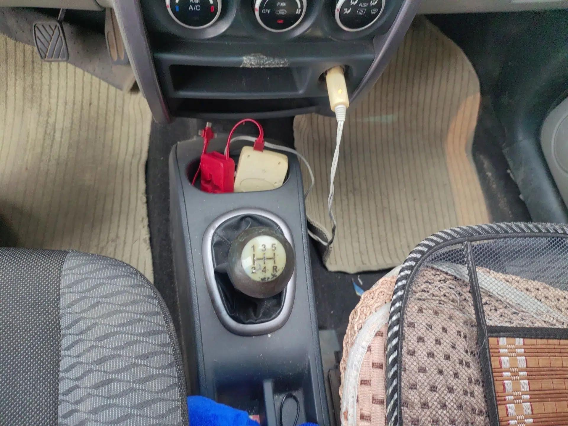 CHANGAN CX20 2011 1.3L Manual Sport Edition — миниатюра 15