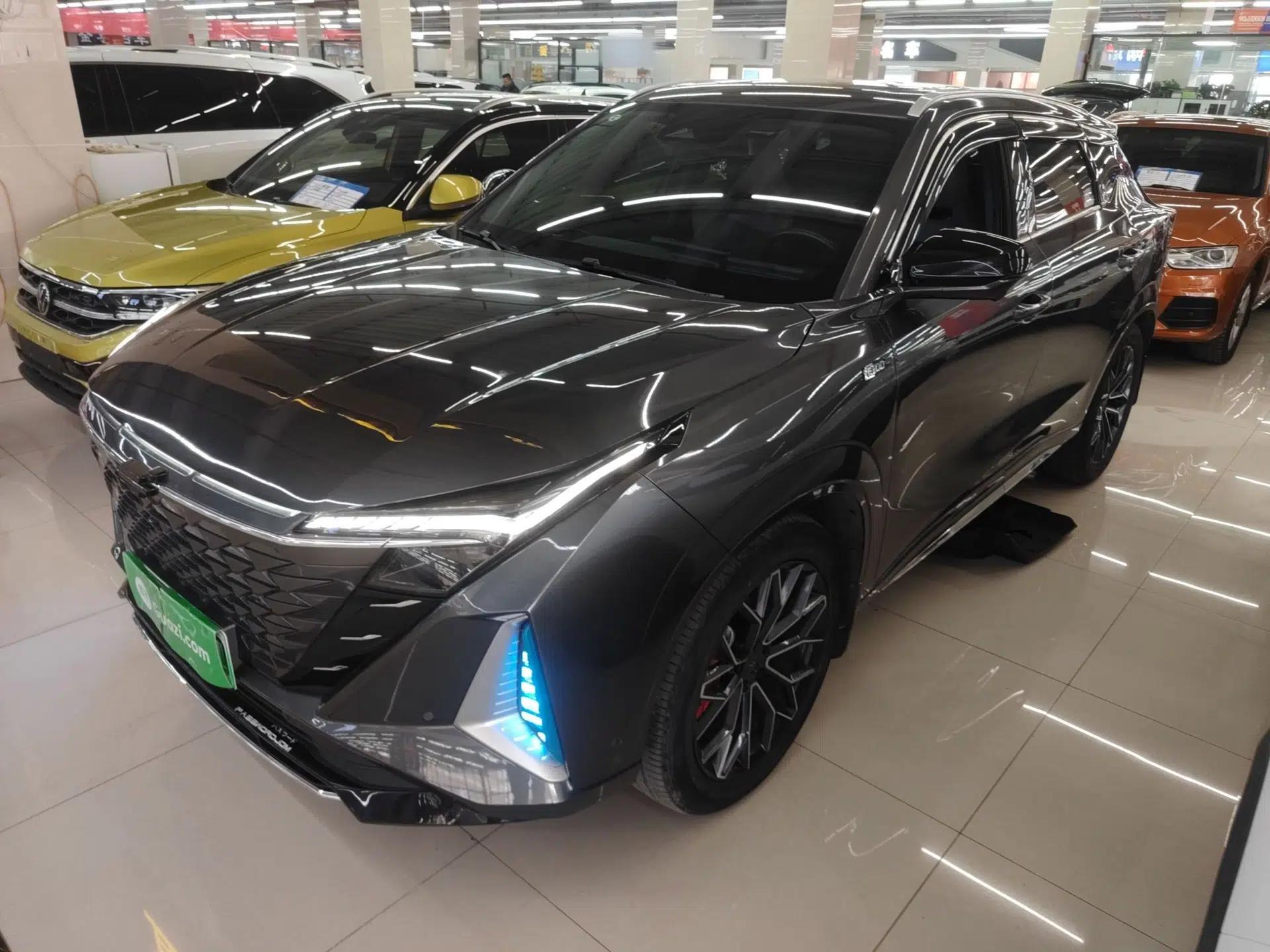 CHANGAN OSHAN Z6 New Energy 2023 ZhiDian iDD 150KM Flagship PLUS Smart Parking Edition — миниатюра 1