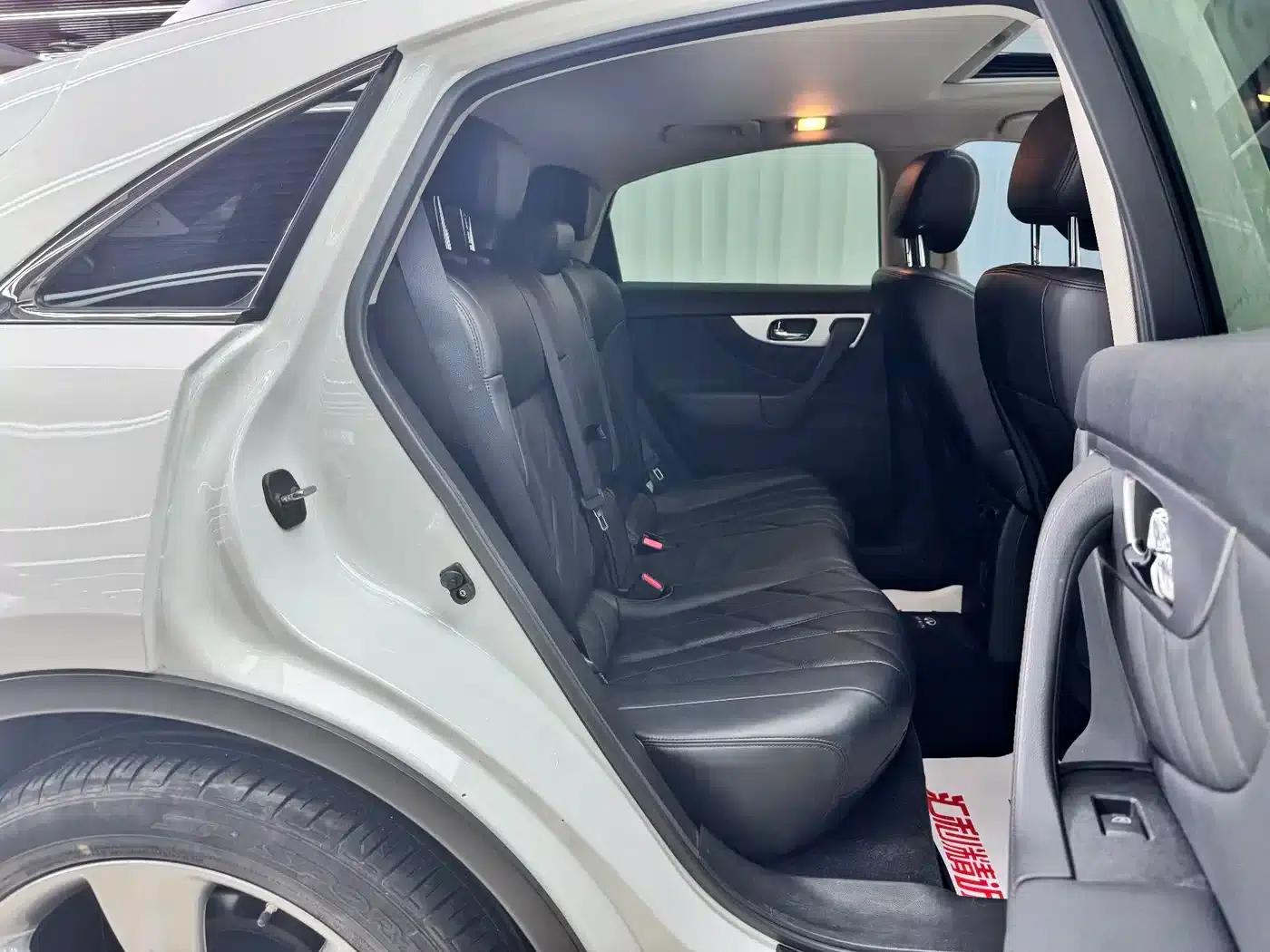 Infiniti FX 2011 FX35 Standard Edition — миниатюра 21