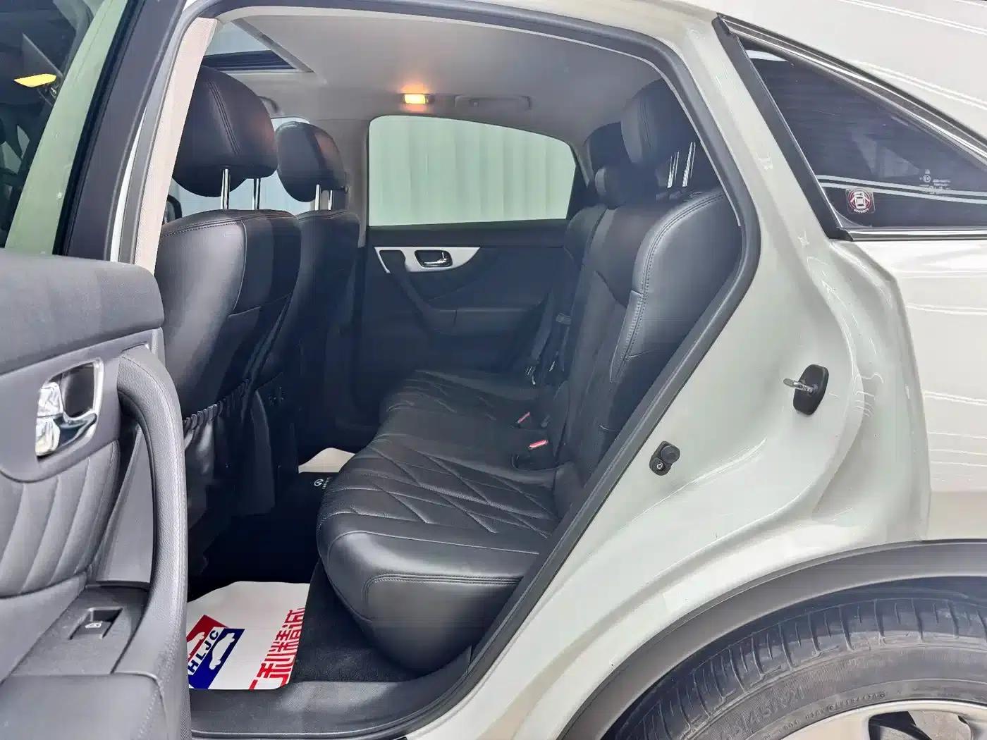 Infiniti FX 2011 FX35 Standard Edition — миниатюра 5