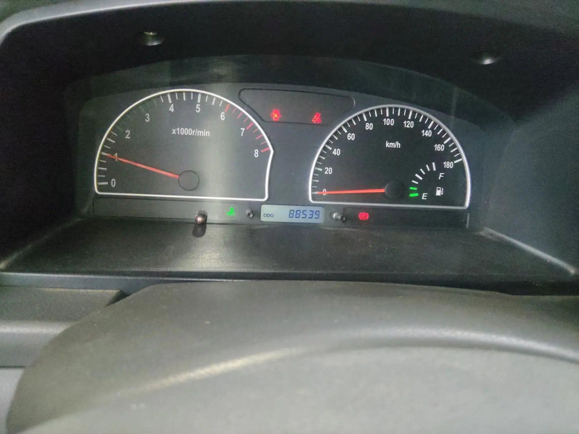 Dongfeng Shuaike 2013 Revised Version 1.5L Manual Comfort Trim 7 Seats China IV Standard — миниатюра 13