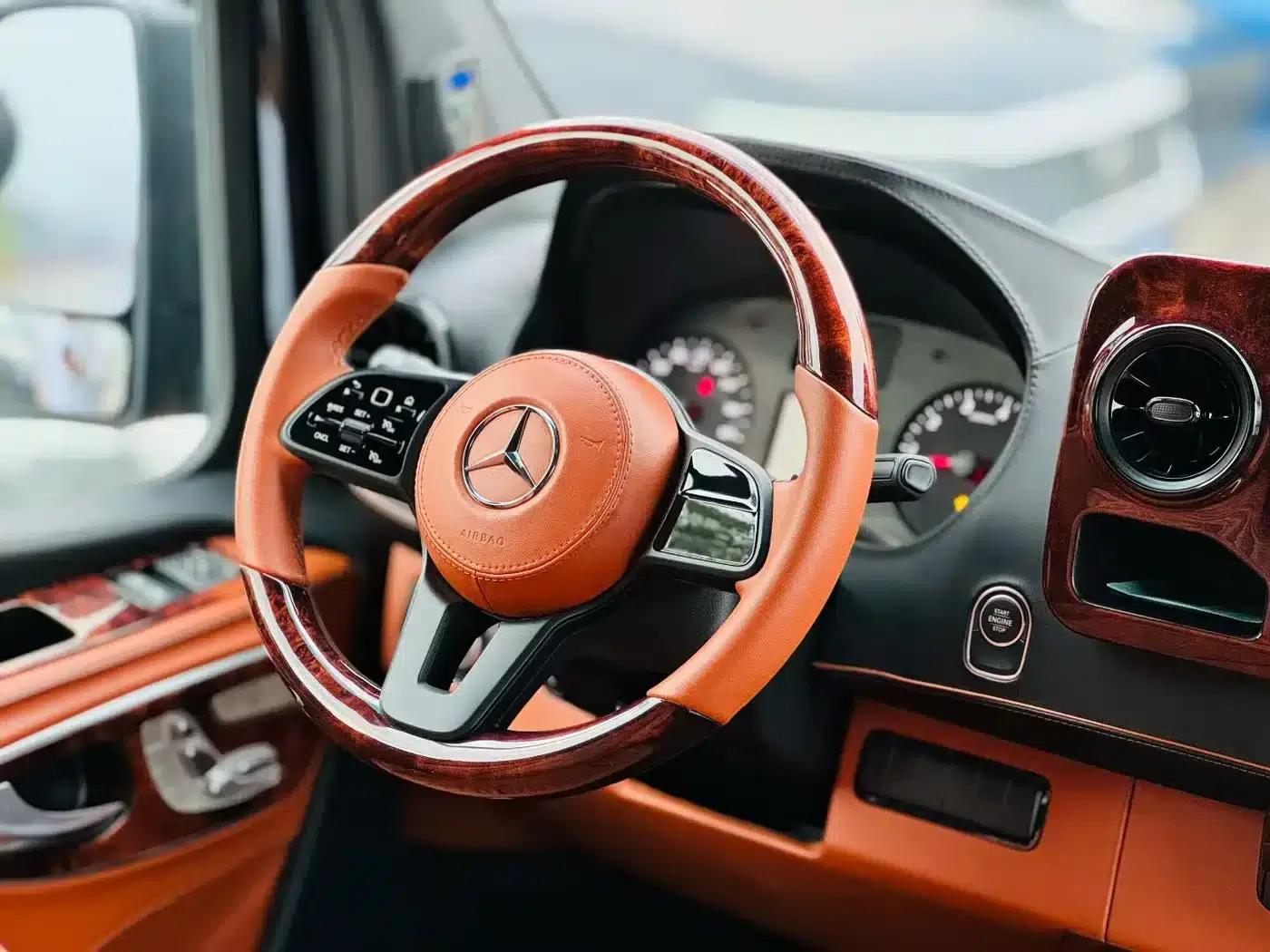 2023 Sprinter 2.0T Automatic — миниатюра 3