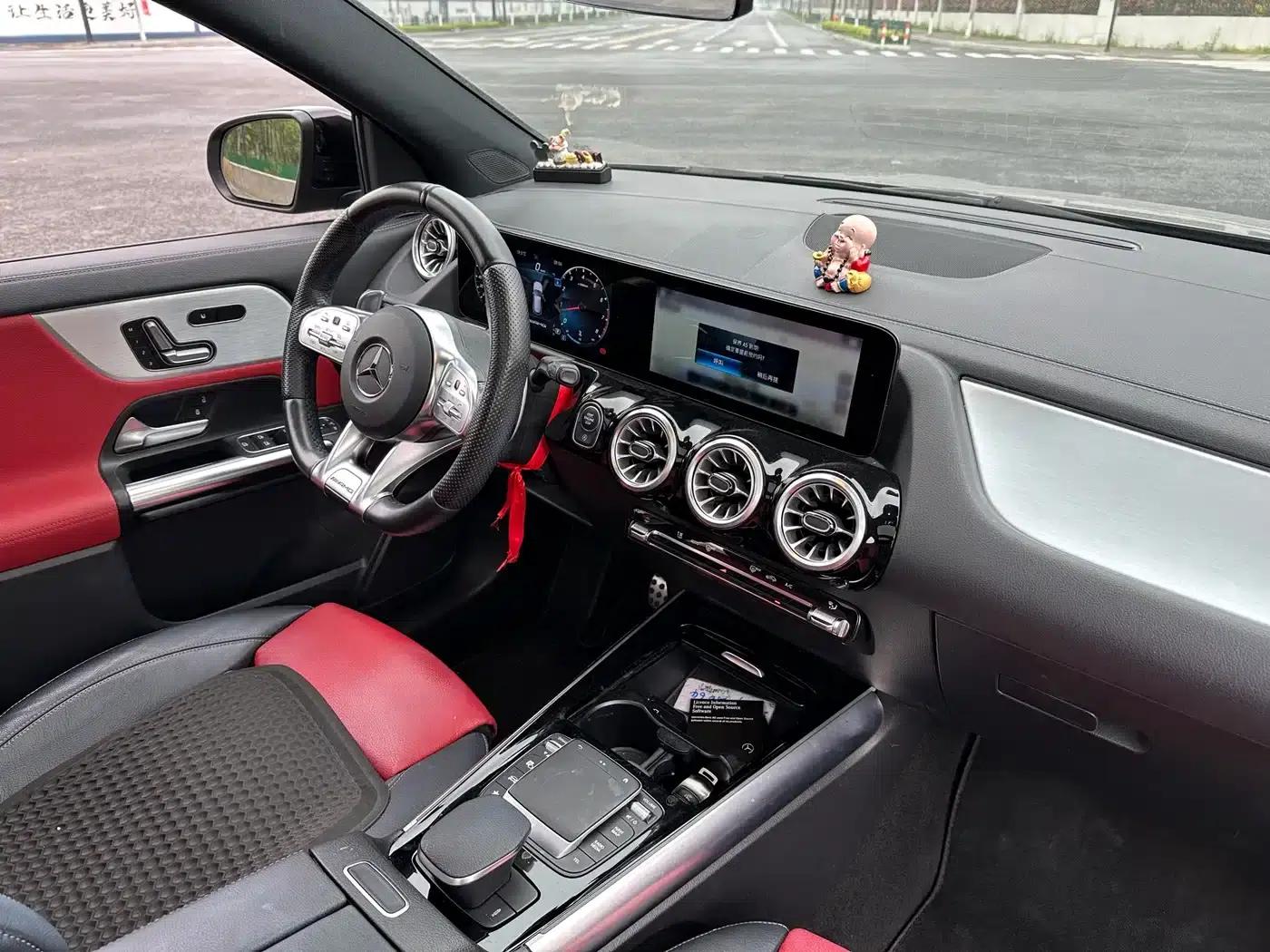 2022 Mercedes-Benz GLA AMG 35 4MATIC — миниатюра 13