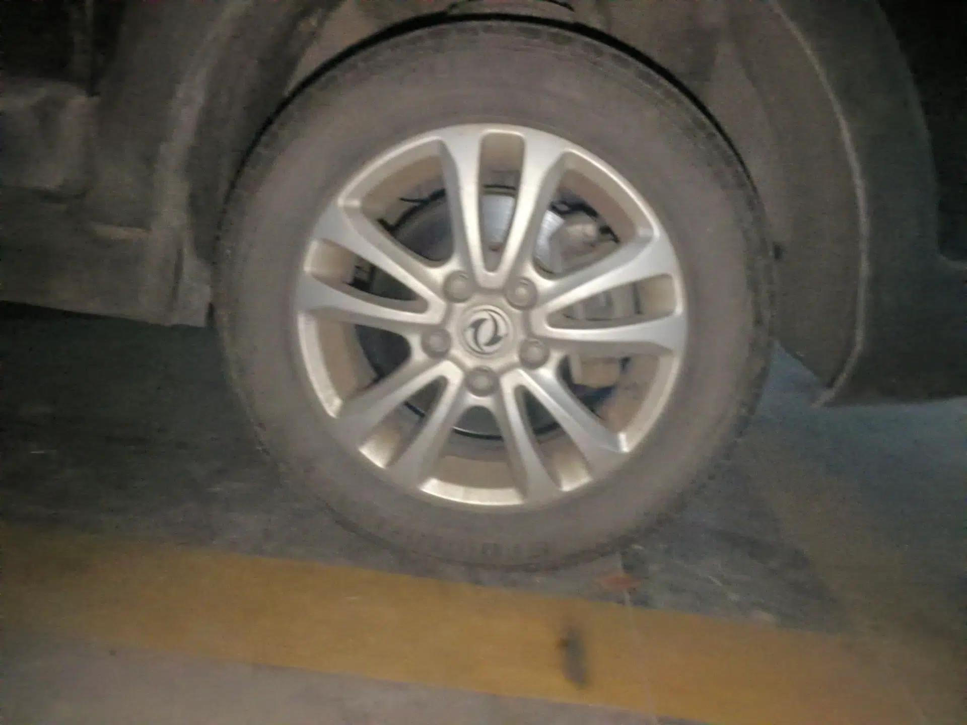 Dongfeng Fengon 370 2016 1.5L Manual Comfort 7-Seater — миниатюра 8