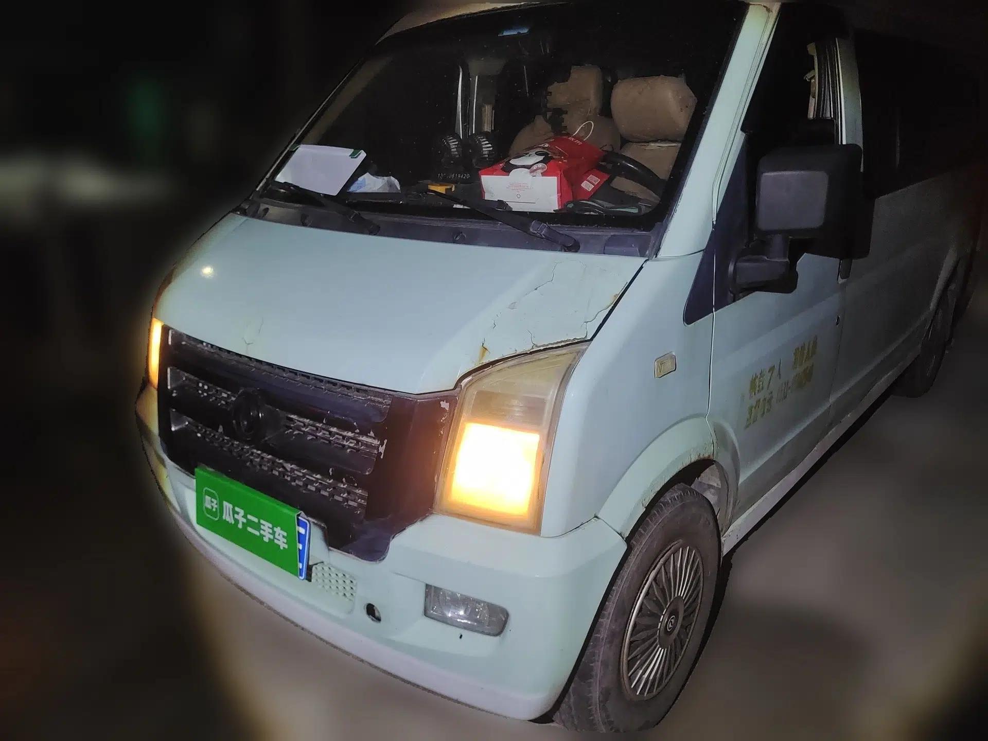 Dongfeng Xiaokang C37 2012 1.4L Entrepreneur II Type DK13-06 — миниатюра 1