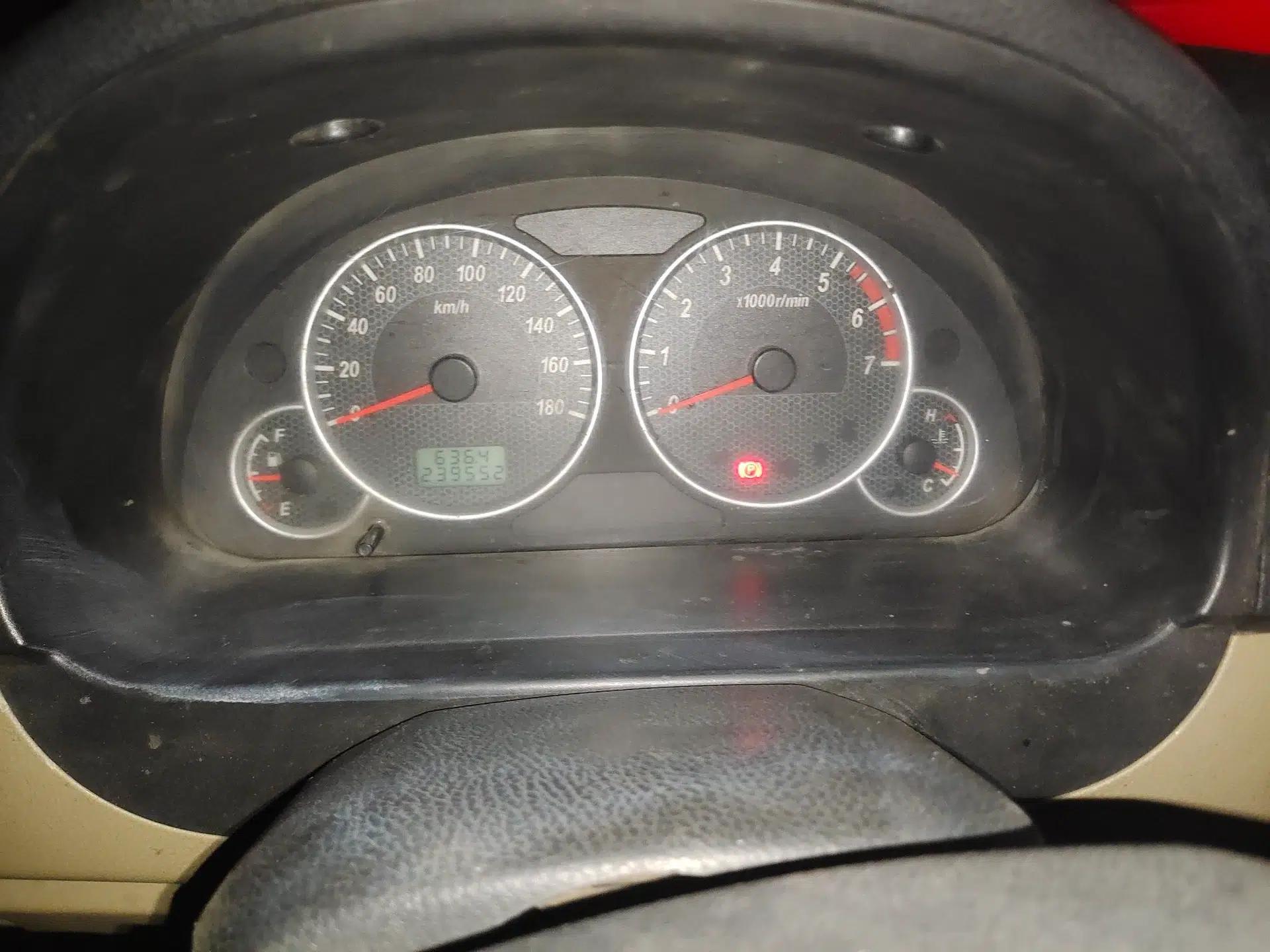 Dongfeng Xiaokang C37 2012 1.4L Entrepreneur II Type DK13-06 — миниатюра 12