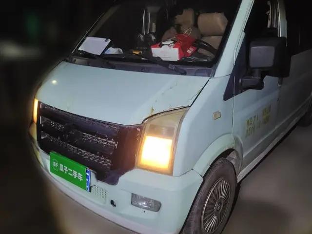 Dongfeng Xiaokang C37 2012 1.4L Entrepreneur II Type DK13-06