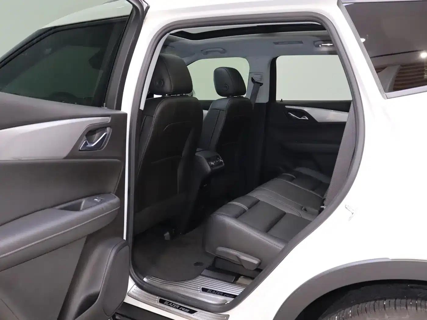 2022 Chevrolet Blazer Mild Hybrid 650T 7-Seater (Wei Edition) — миниатюра 12