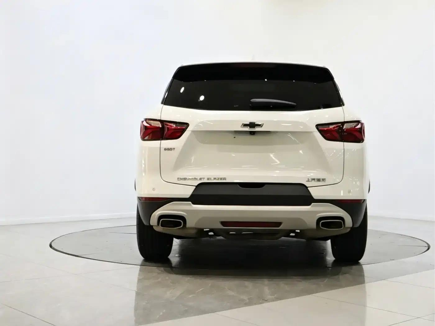 2022 Chevrolet Blazer Mild Hybrid 650T 7-Seater (Wei Edition) — миниатюра 18