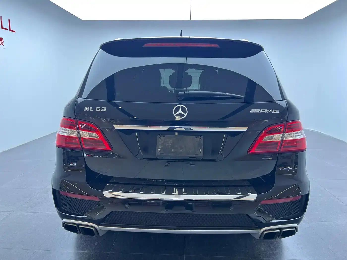 2014 Mercedes-Benz M-Class AMG ML 63 — миниатюра 14