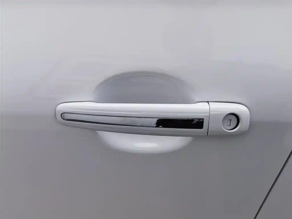Peugeot 307 2010 Hatchback 2.0L Automatic Comfort Edition — миниатюра 18