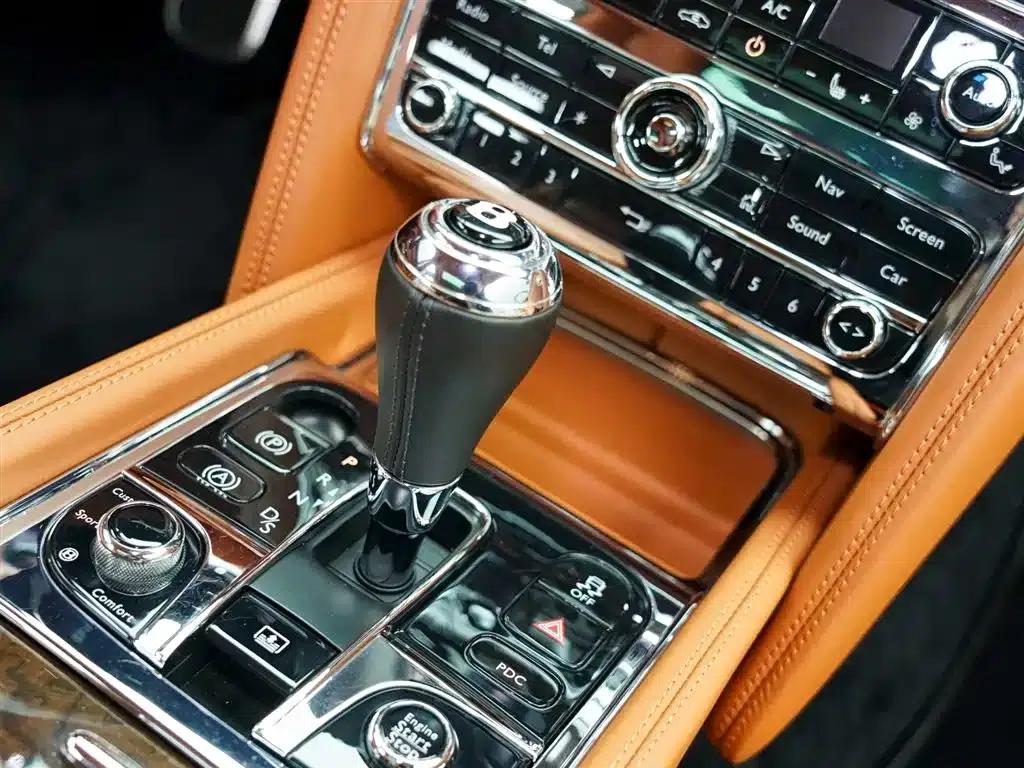 Mulsanne 2017 6.8T Long Wheelbase — миниатюра 20