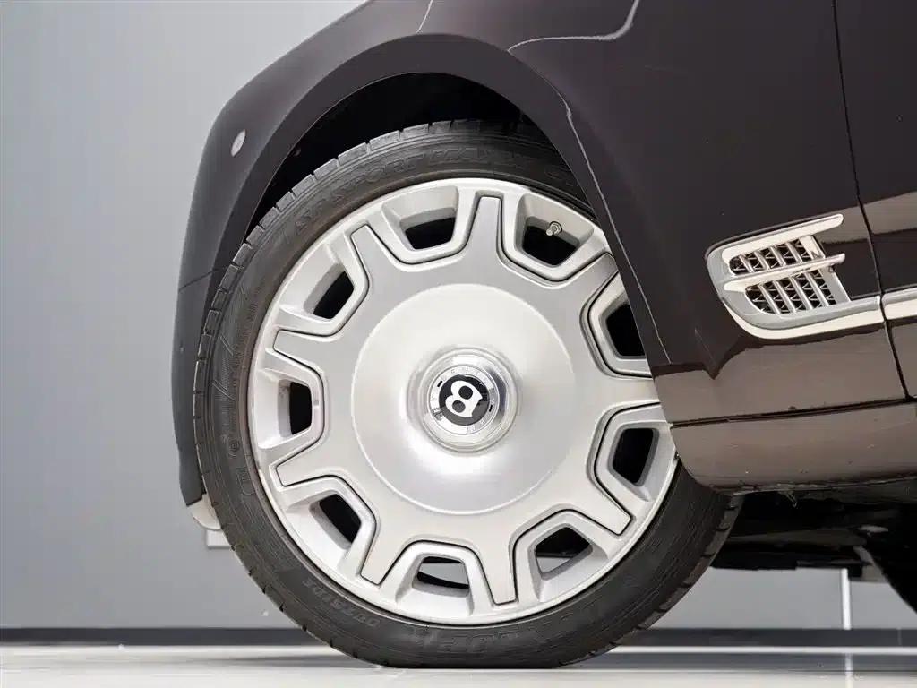 Mulsanne 2017 6.8T Long Wheelbase — миниатюра 5