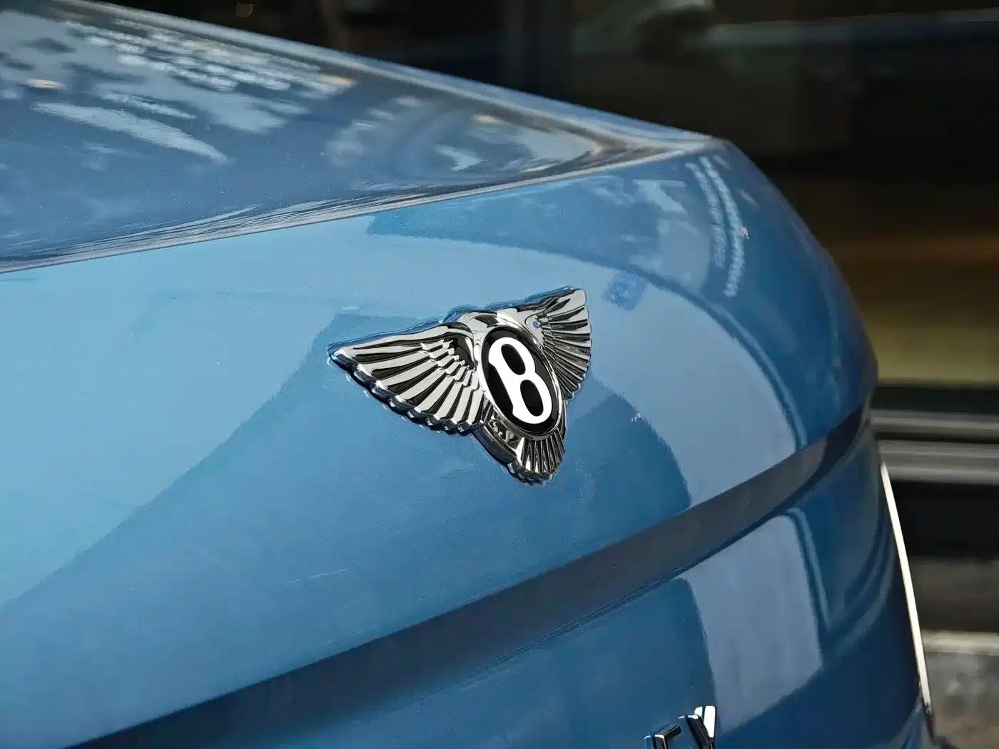 Flying Spur Plug-in Hybrid 2025 4.0T V8 Mulliner — миниатюра 22