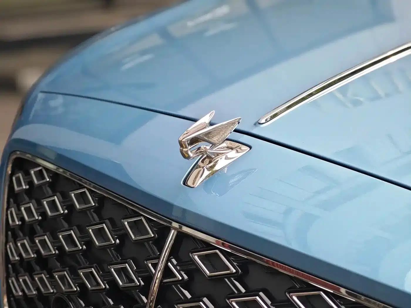 Flying Spur Plug-in Hybrid 2025 4.0T V8 Mulliner — миниатюра 6