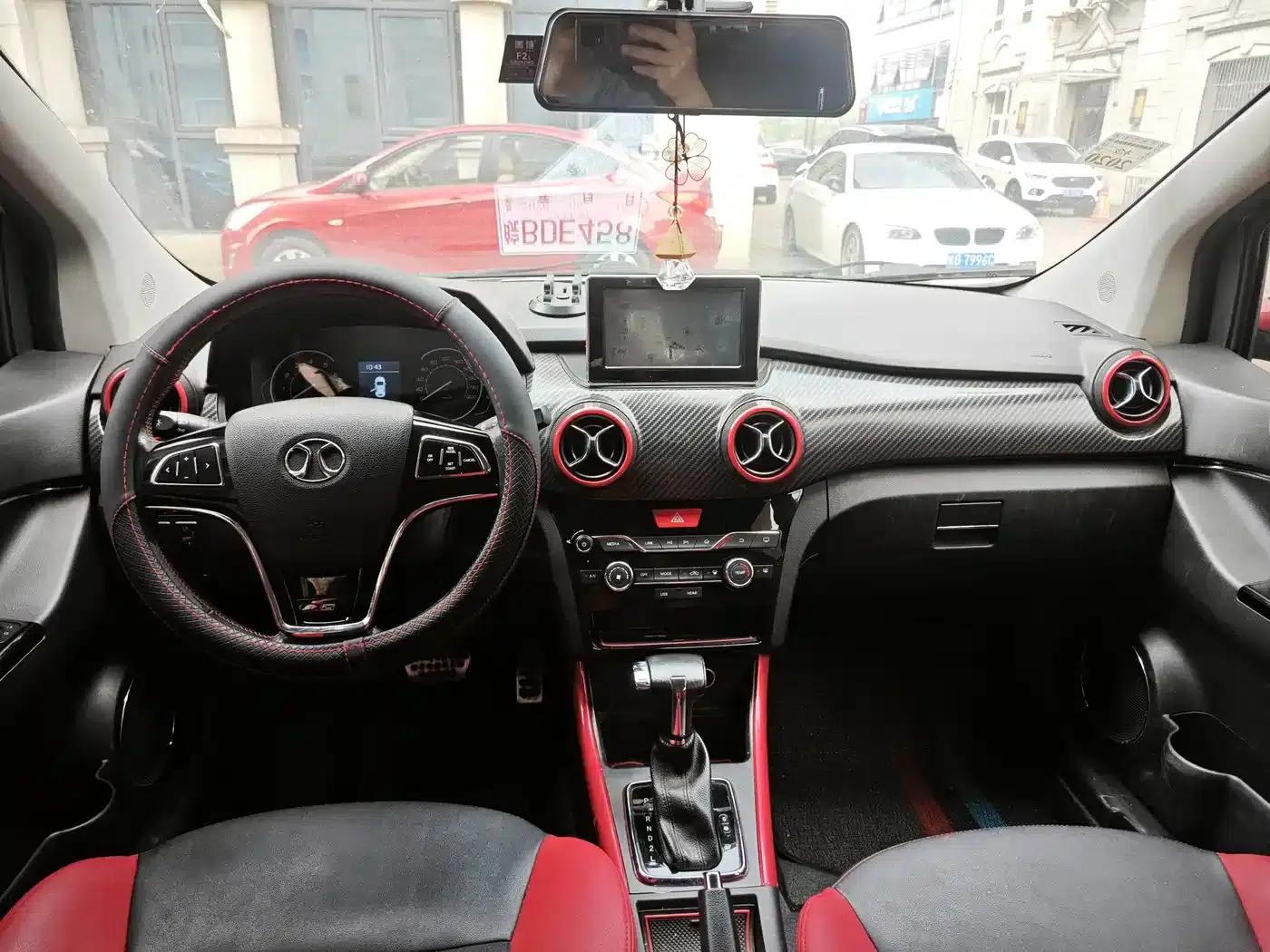 2015 Senova X25 1.5L Automatic Elite — миниатюра 12