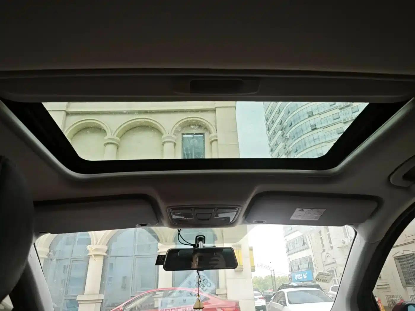 2015 Senova X25 1.5L Automatic Elite — миниатюра 14